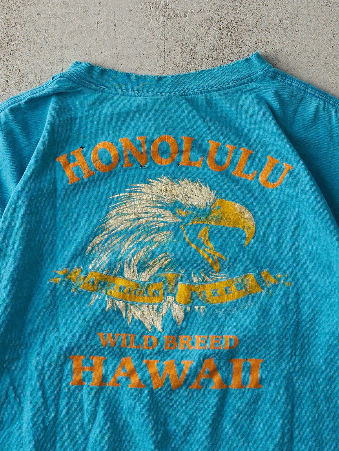 Vintage 90' Blue 3D Emblem Honolulu Hawaii Harley Davidson Tee (M) - Image 4