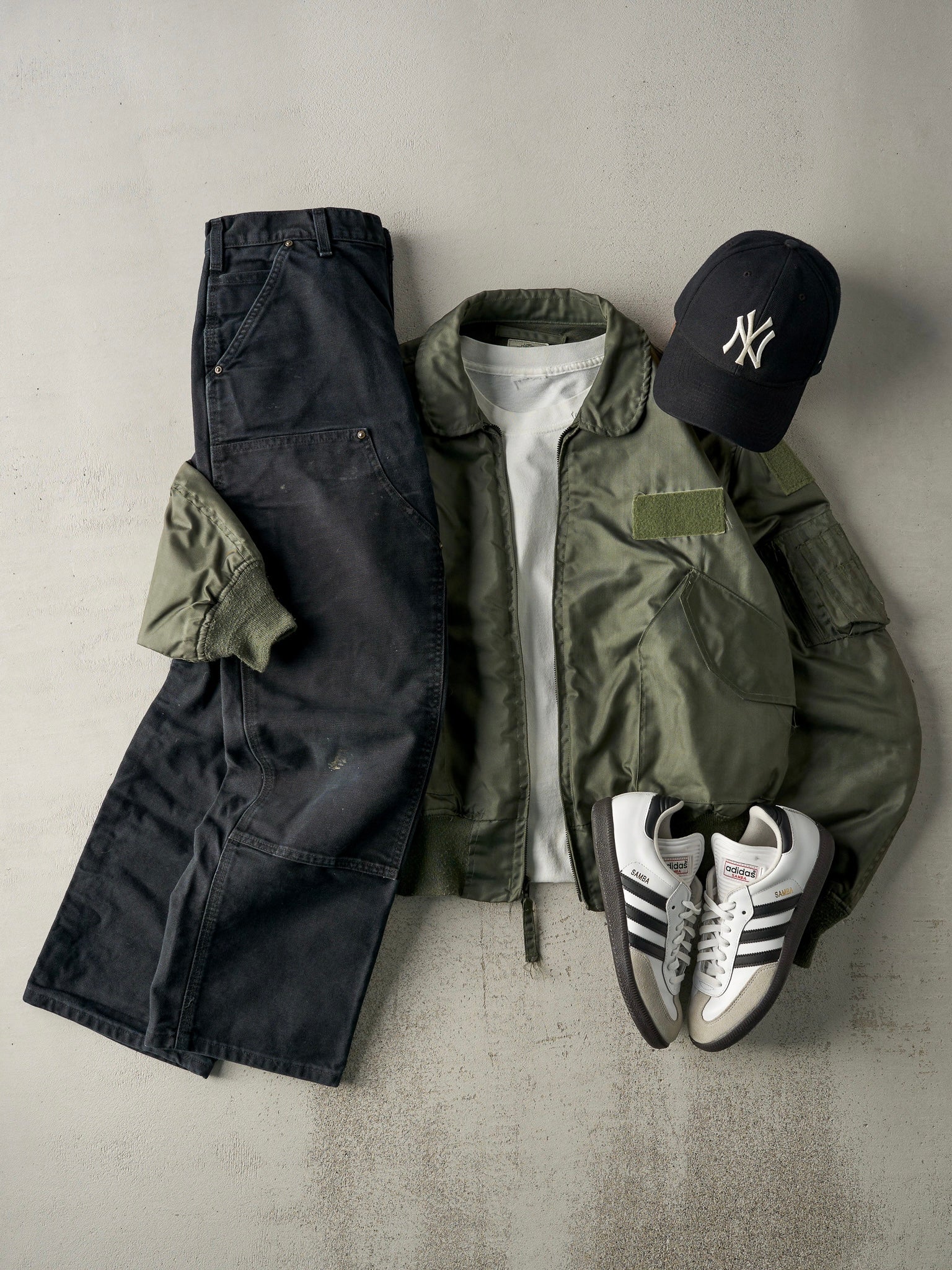 Vintage 90s Green Alpha Industries Flight Jacket (L) - Image 2