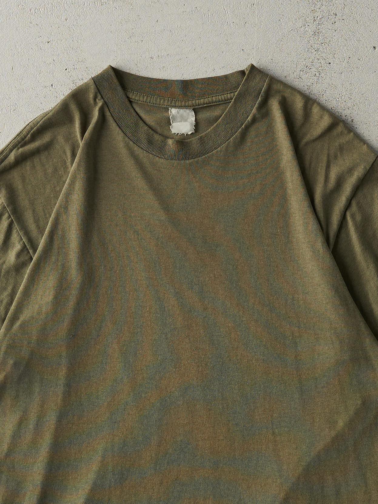 Vintage 90s Army Green Blank Single Stitch Tee (M/L) - Image 2