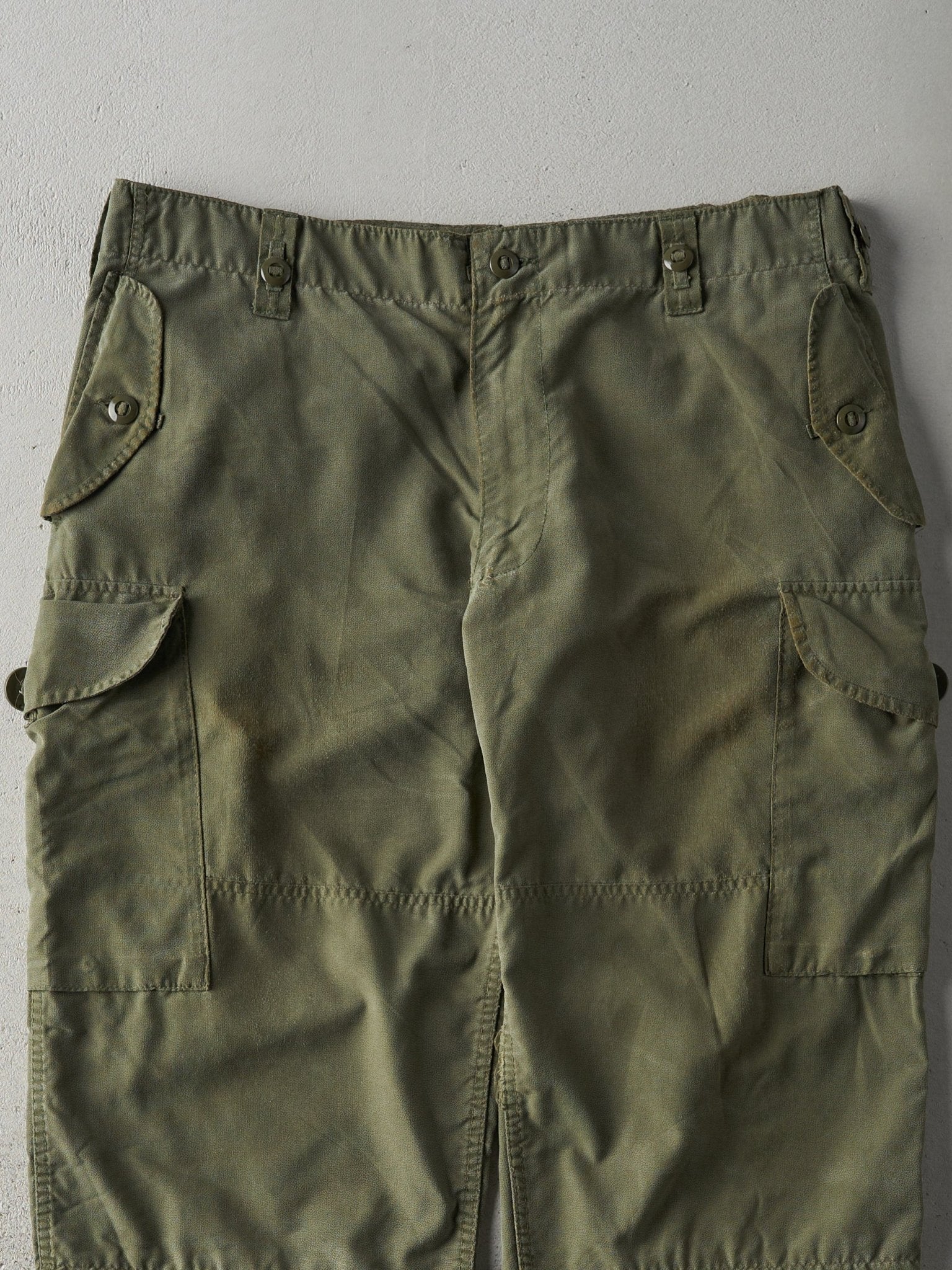 Vintage 90s Army Green Canadian Military Wind Pants (38.5x26.5) - Image 4