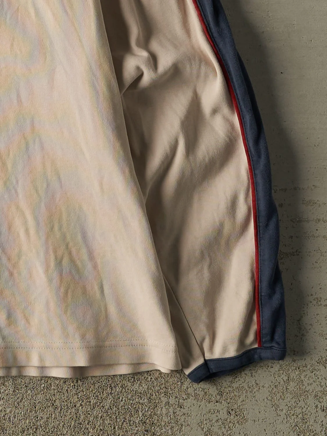 Vintage 90s Beige BC Clothing Long Sleeve (XL) - Image 4