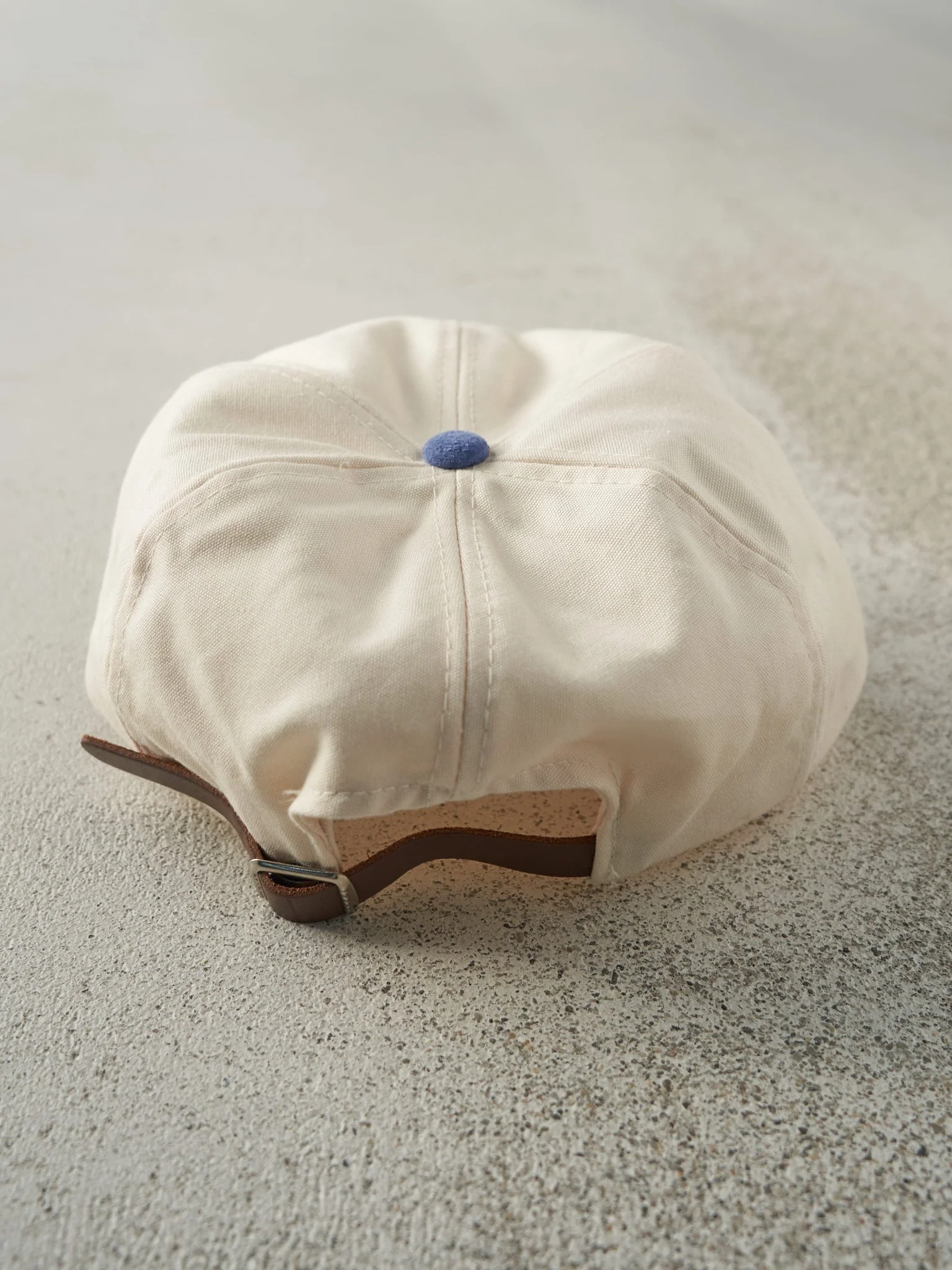 Vintage 90s Beige & Blue CAA Two Tone Leather Strapback - Image 3