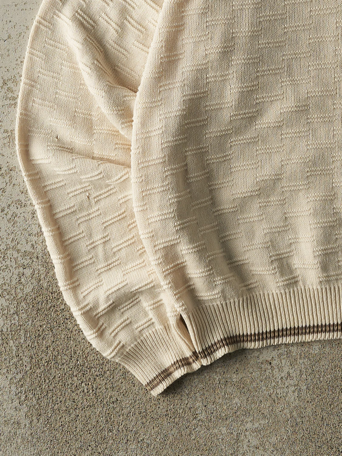 Vintage 90s Beige Embroidered Knit (XL) - Image 3