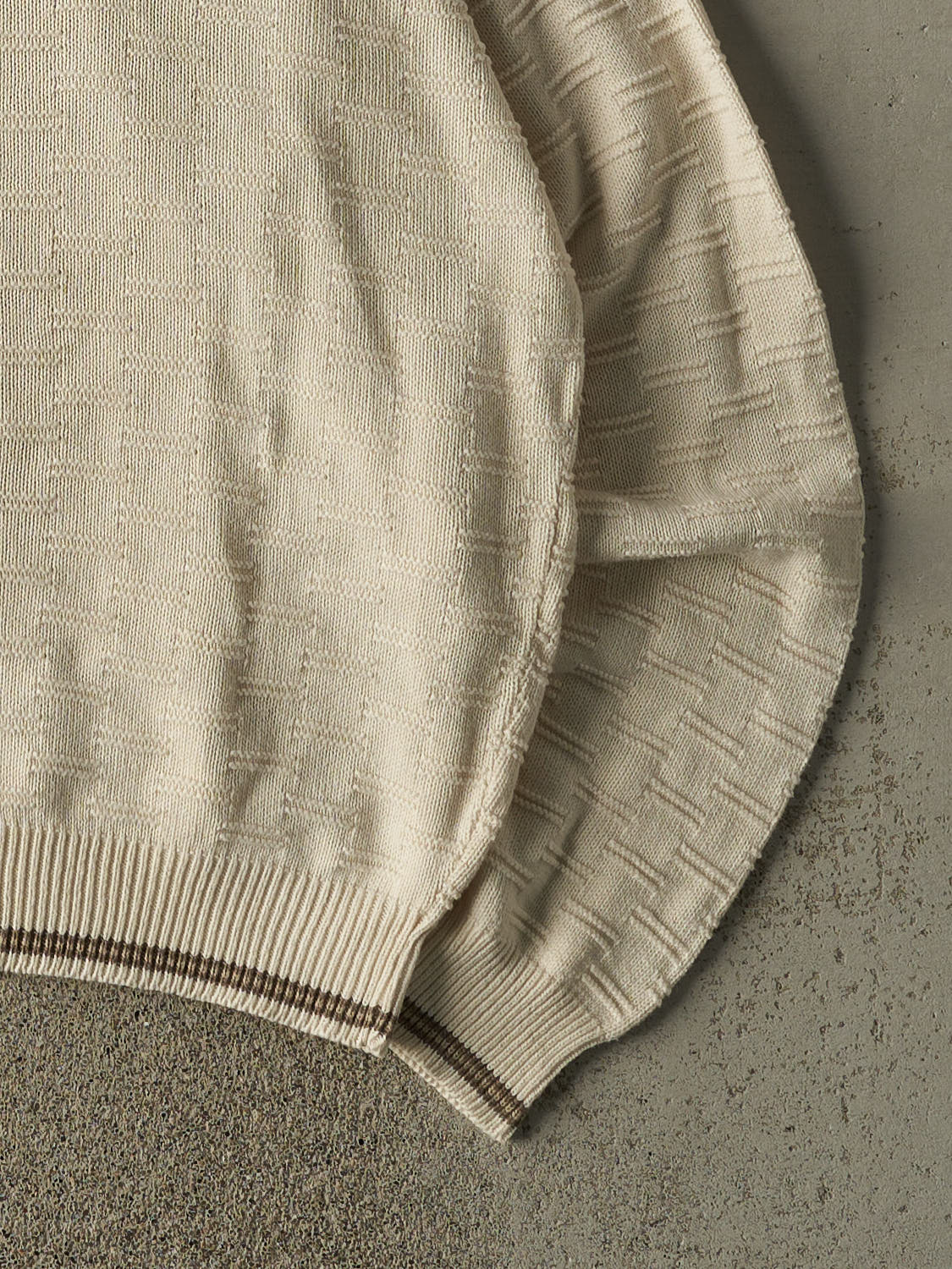 Vintage 90s Beige Embroidered Knit (XL) - Image 4