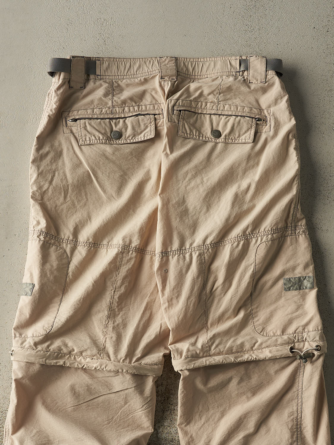 Vintage 90s Beige Lightweight Multi Zip Off Cargo Pants (35.5x32.5) - Image 4