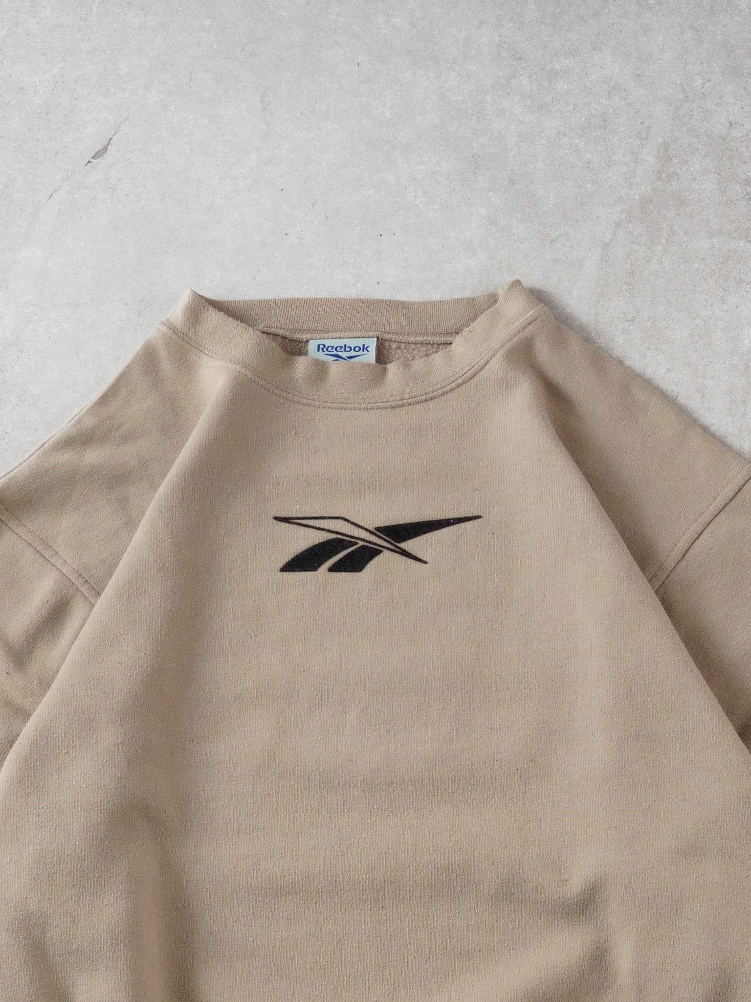 Vintage 90s Beige Reebok Emblem Crewneck (M) - Image 2