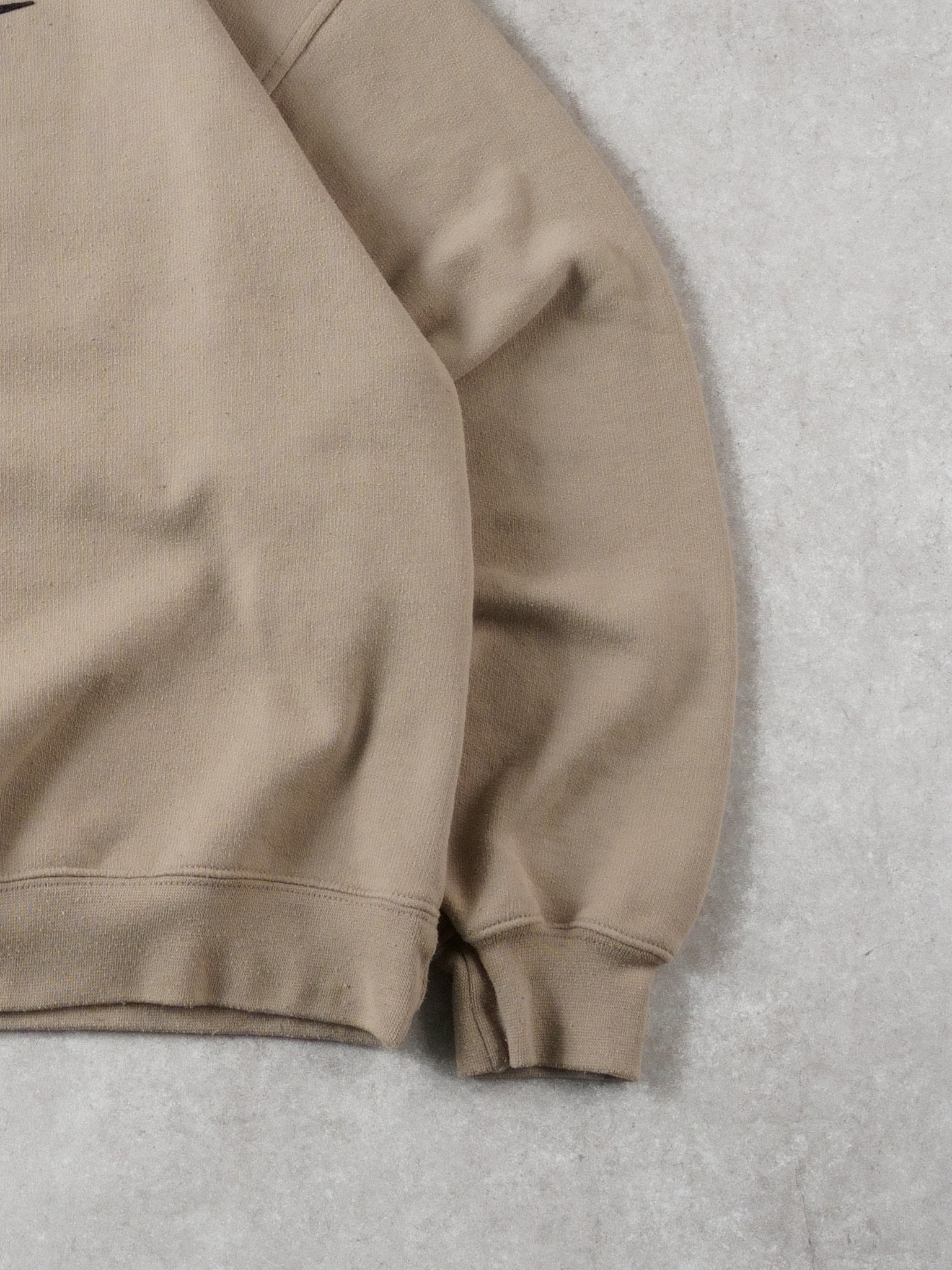 Vintage 90s Beige Reebok Emblem Crewneck (M) - Image 3