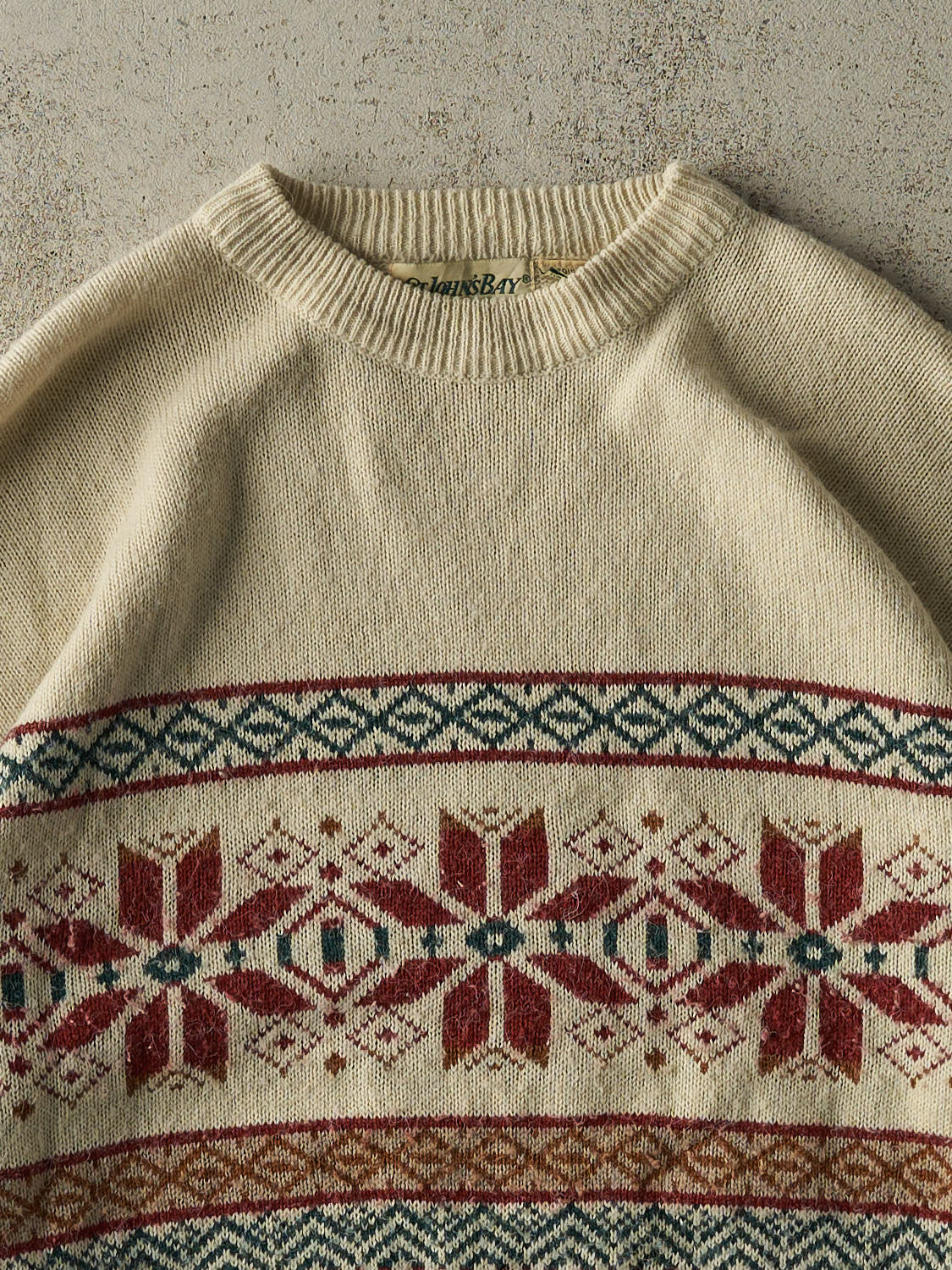 Vintage 90s Beige Snowflake Patterned Knit Pullover (L) - Image 3
