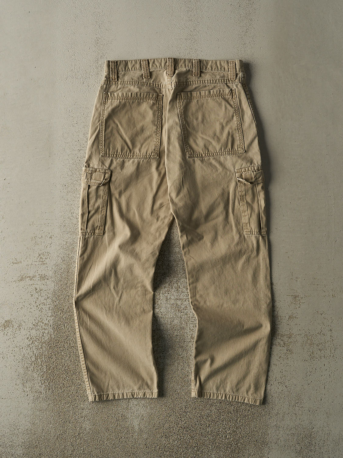 Vintage 90s Beige Wrangler Cargo Pants (33x30) - Image 2