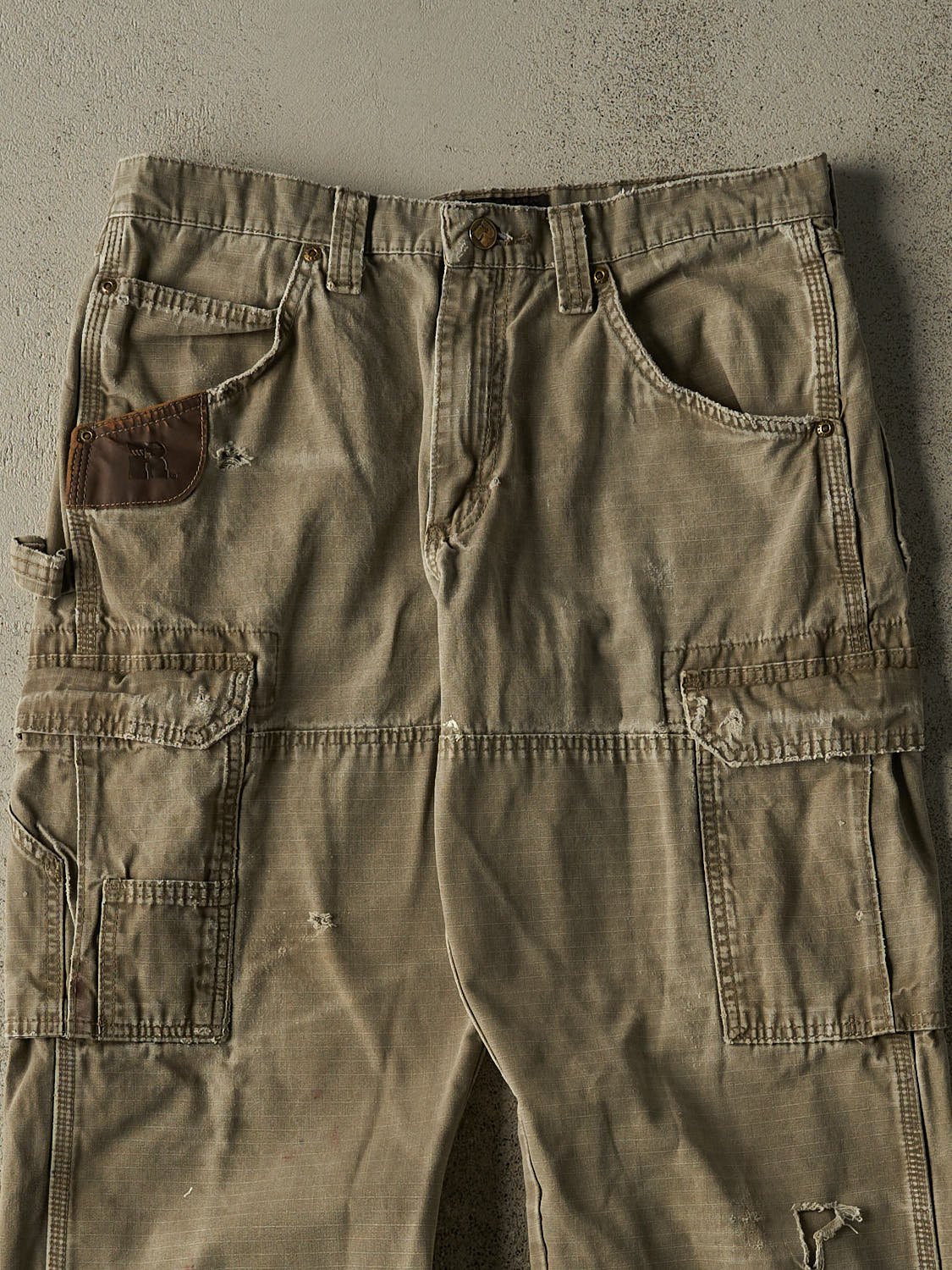 Vintage 90s Beige Wrangler Riggs Double Knee Carpenter Cargo Pants (32x29.5) - Image 3