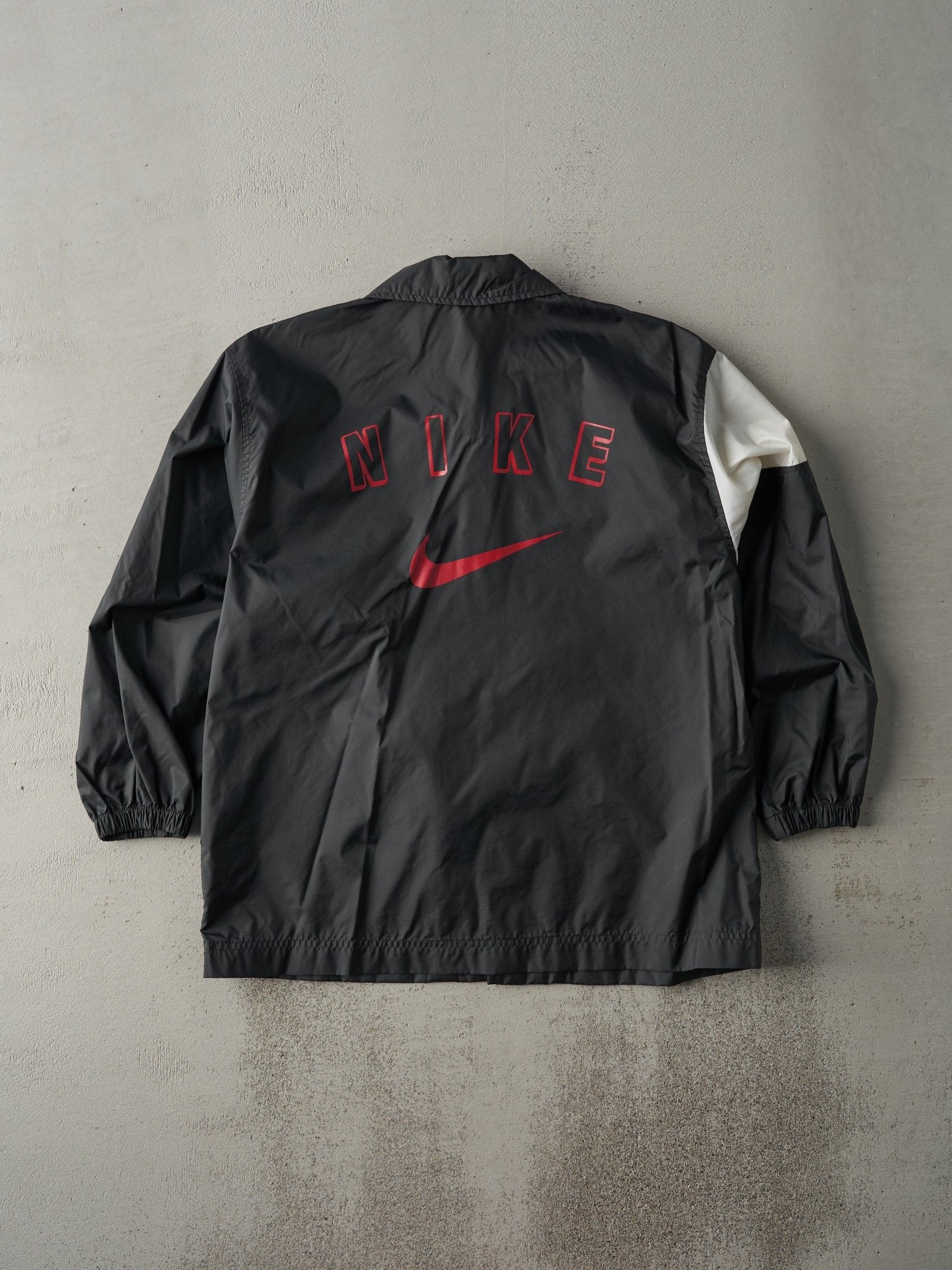 Vintage 90s Black and White Button Up Nike Swoosh Windbreaker Jacket (M) - Image 2