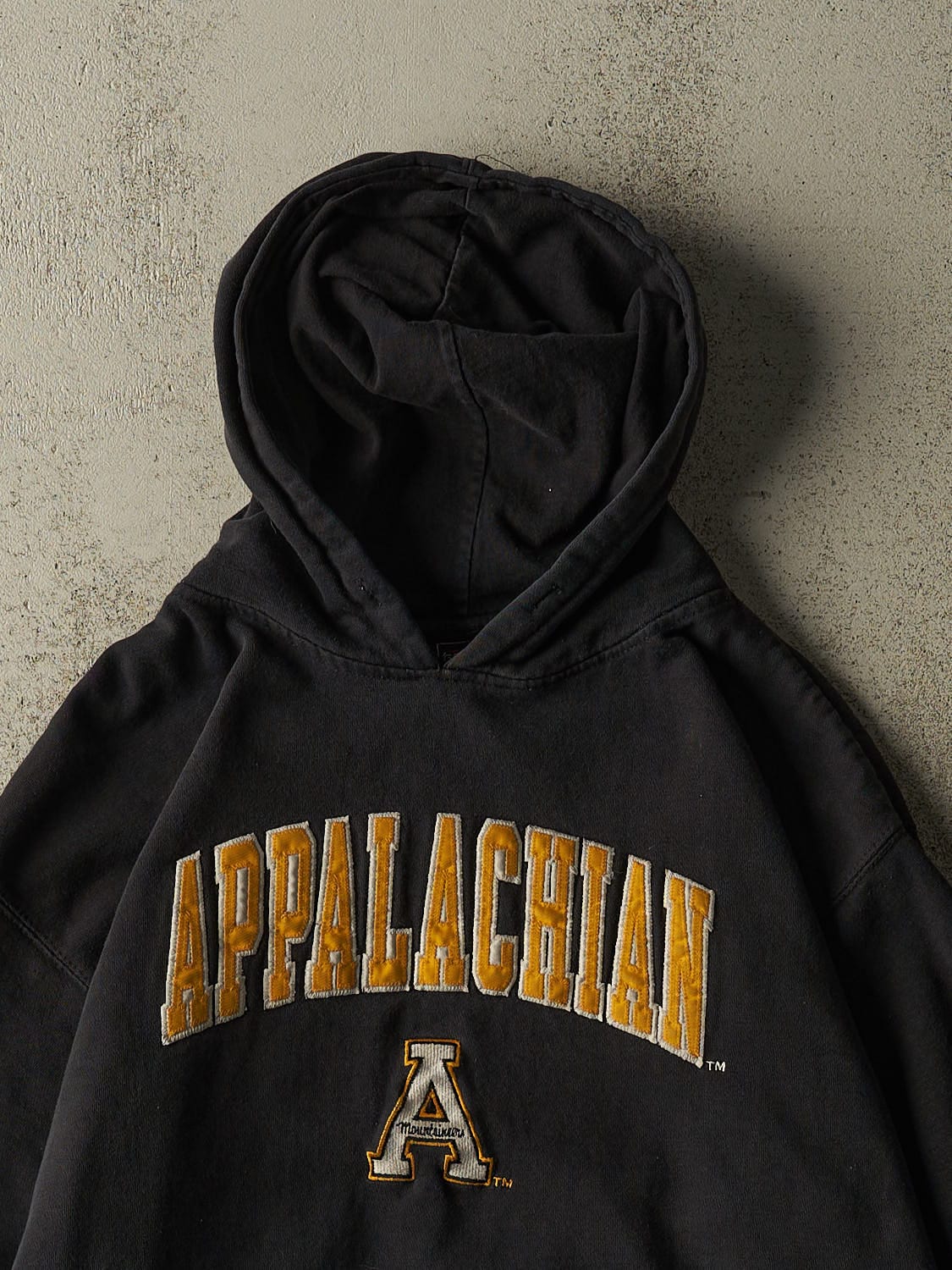 Vintage 90s Black Appalachian Embroidered Hoodie (L) - Image 2
