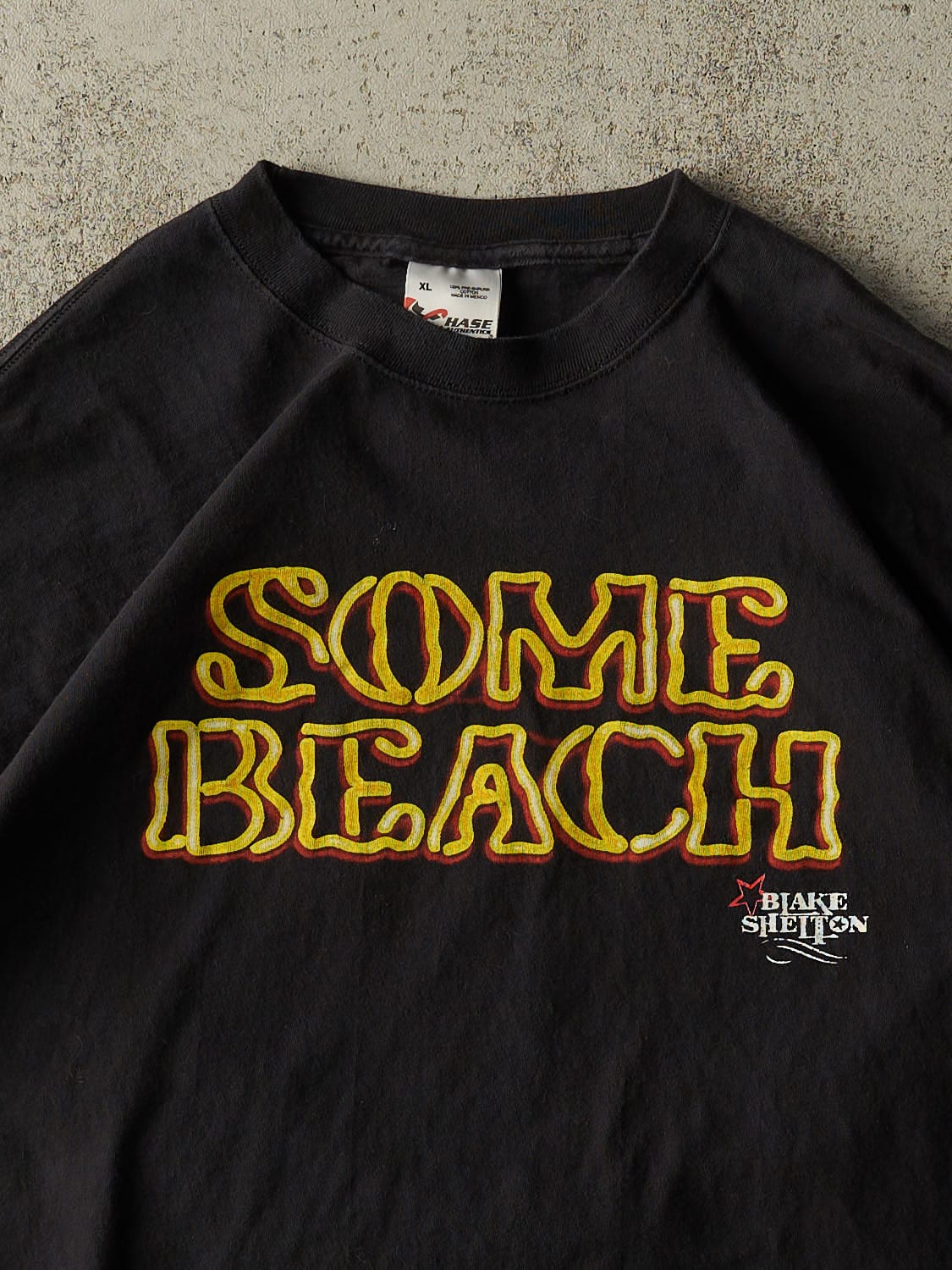 Vintage Y2K Black Blake Shelton Some Beach Tee (L/XL) - Image 3