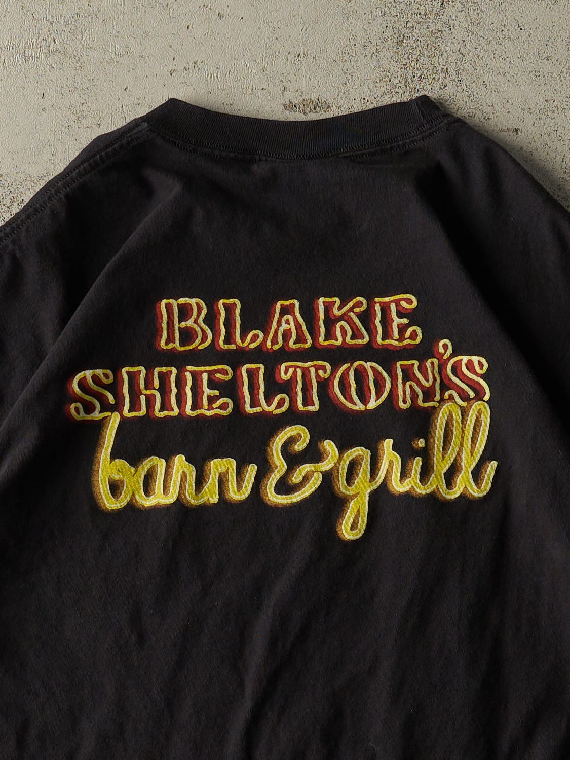 Vintage Y2K Black Blake Shelton Some Beach Tee (L/XL) - Image 4
