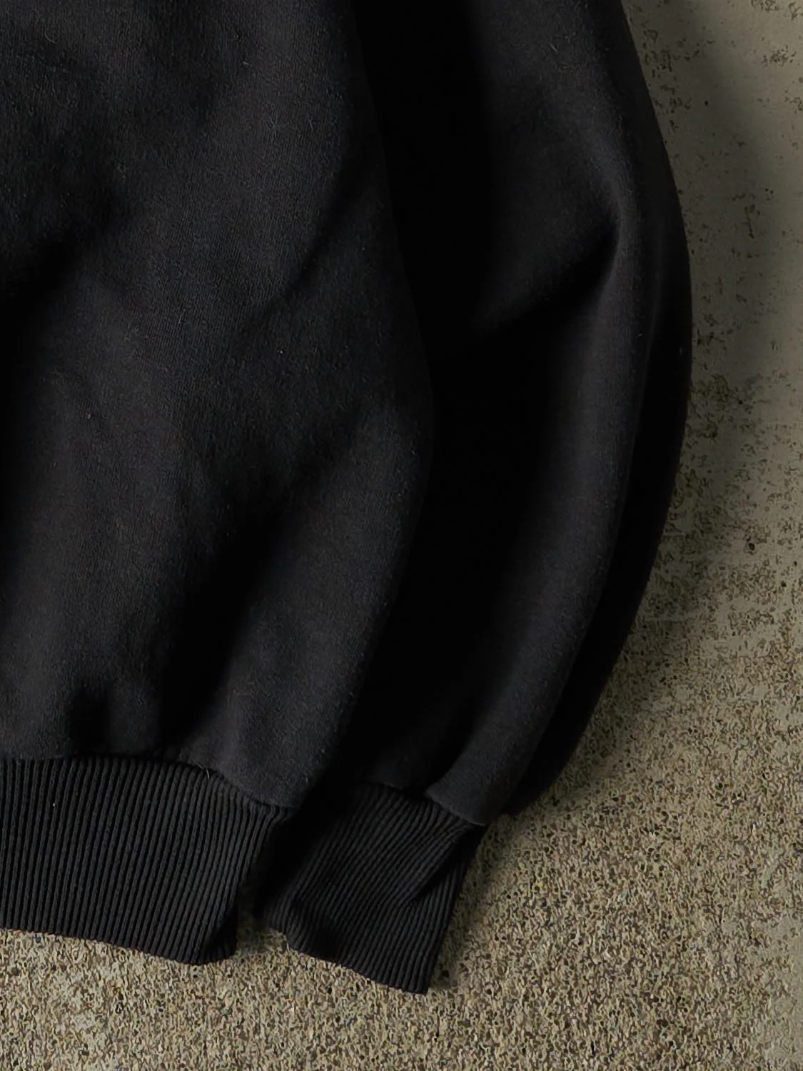 Vintage 90s Black Blank Crewneck (S/M) - Image 4