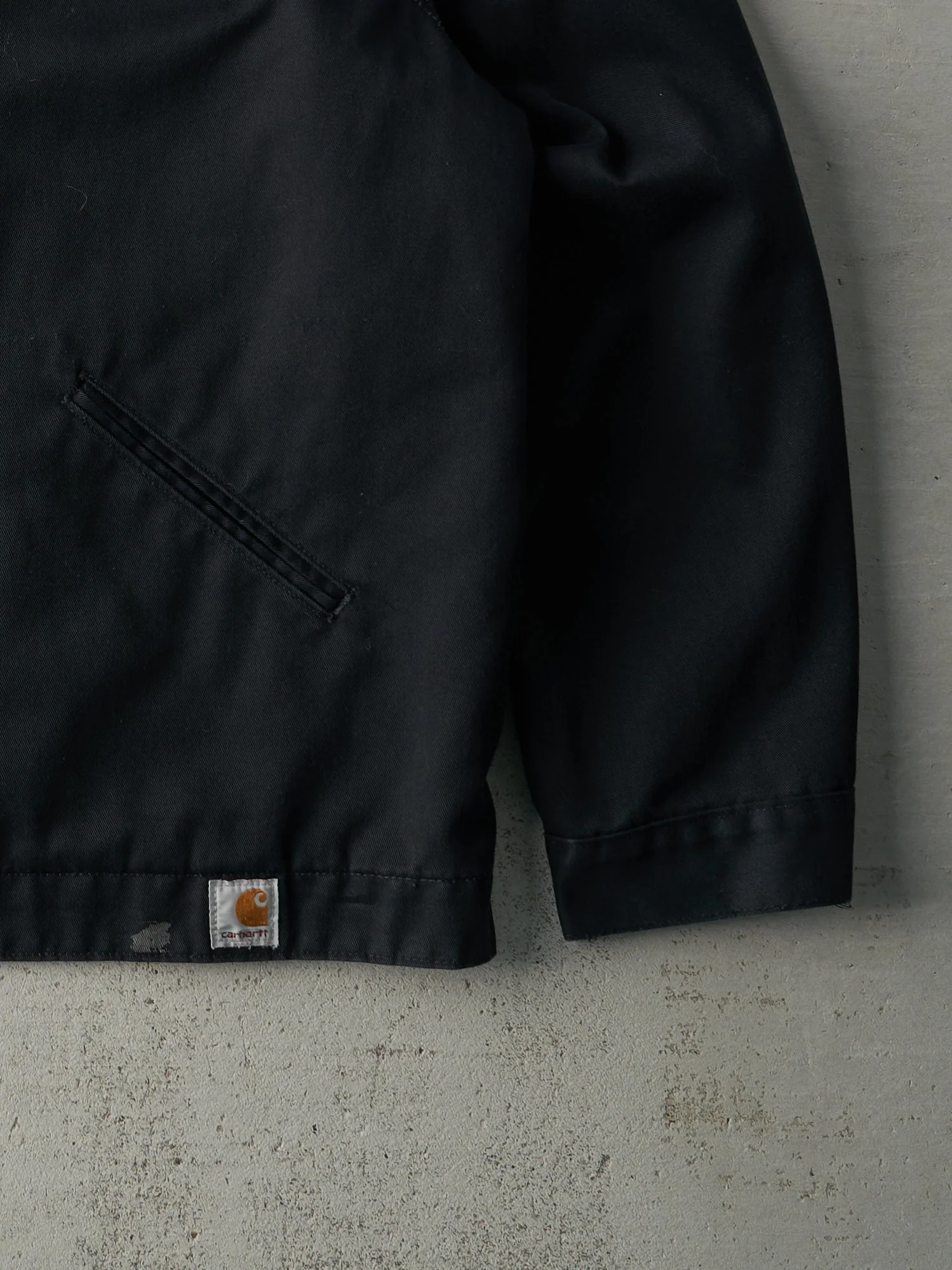 Vintage 90s Black Carhartt Embroidered Logo Shop Coat (XL) - Image 4