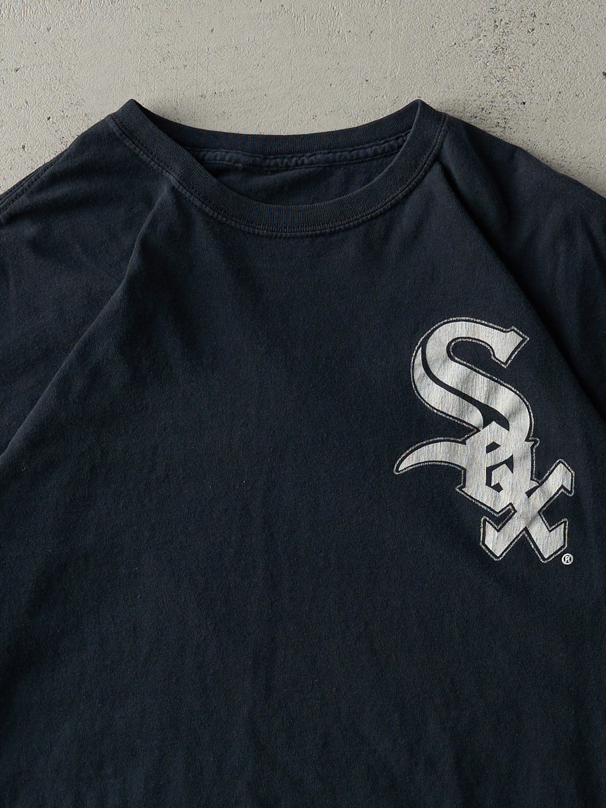 Vintage 90s Black Chicago White Sox MLB Tee (L) - Image 2