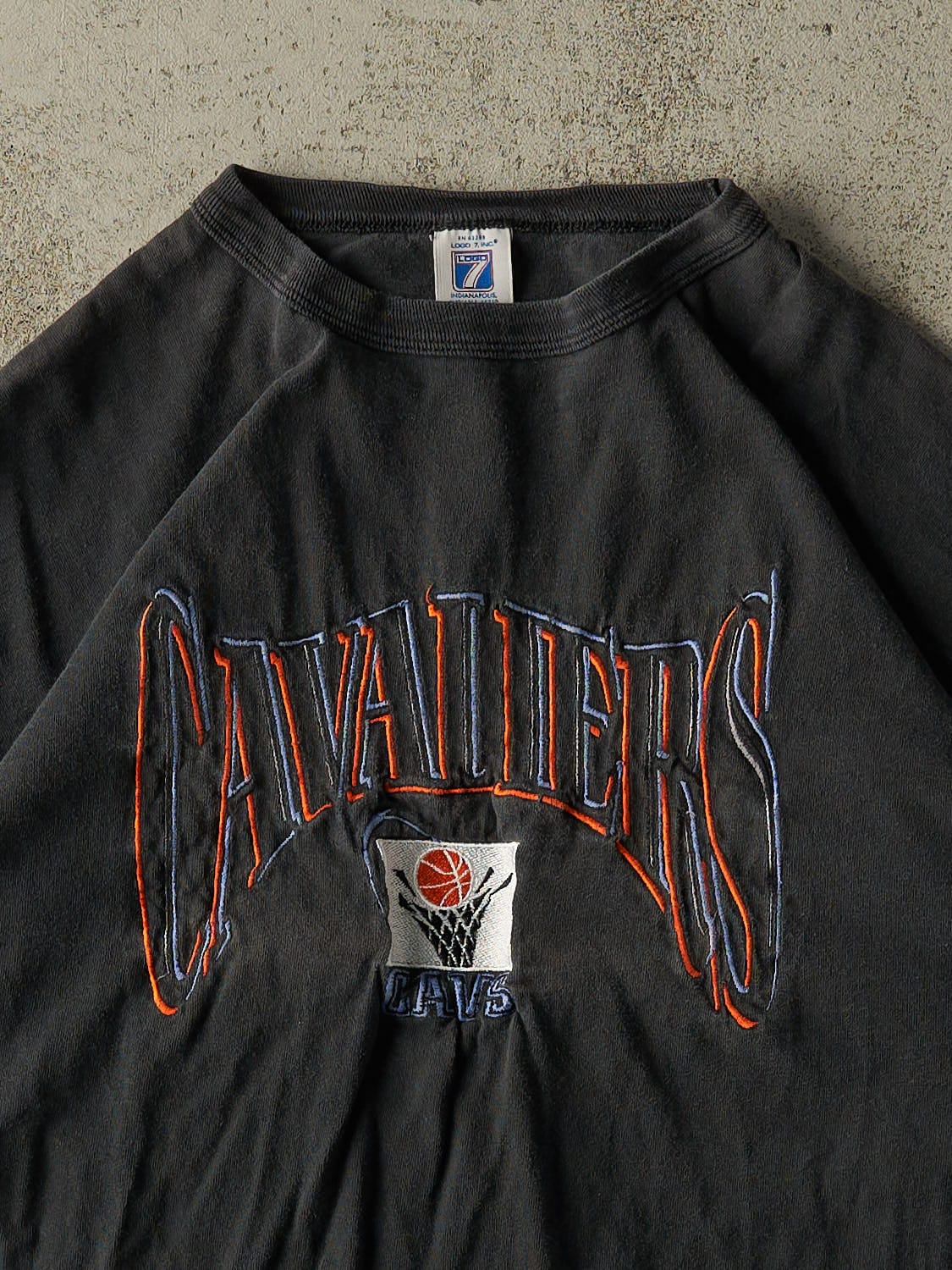 Vintage 90s Black Cleveland Cavaliers Tee (XL) - Image 2