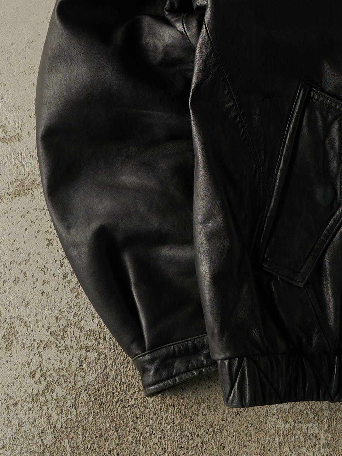 Vintage 90s Black Denver Hayes Leather Bomber Jacket (M/L) - Image 4