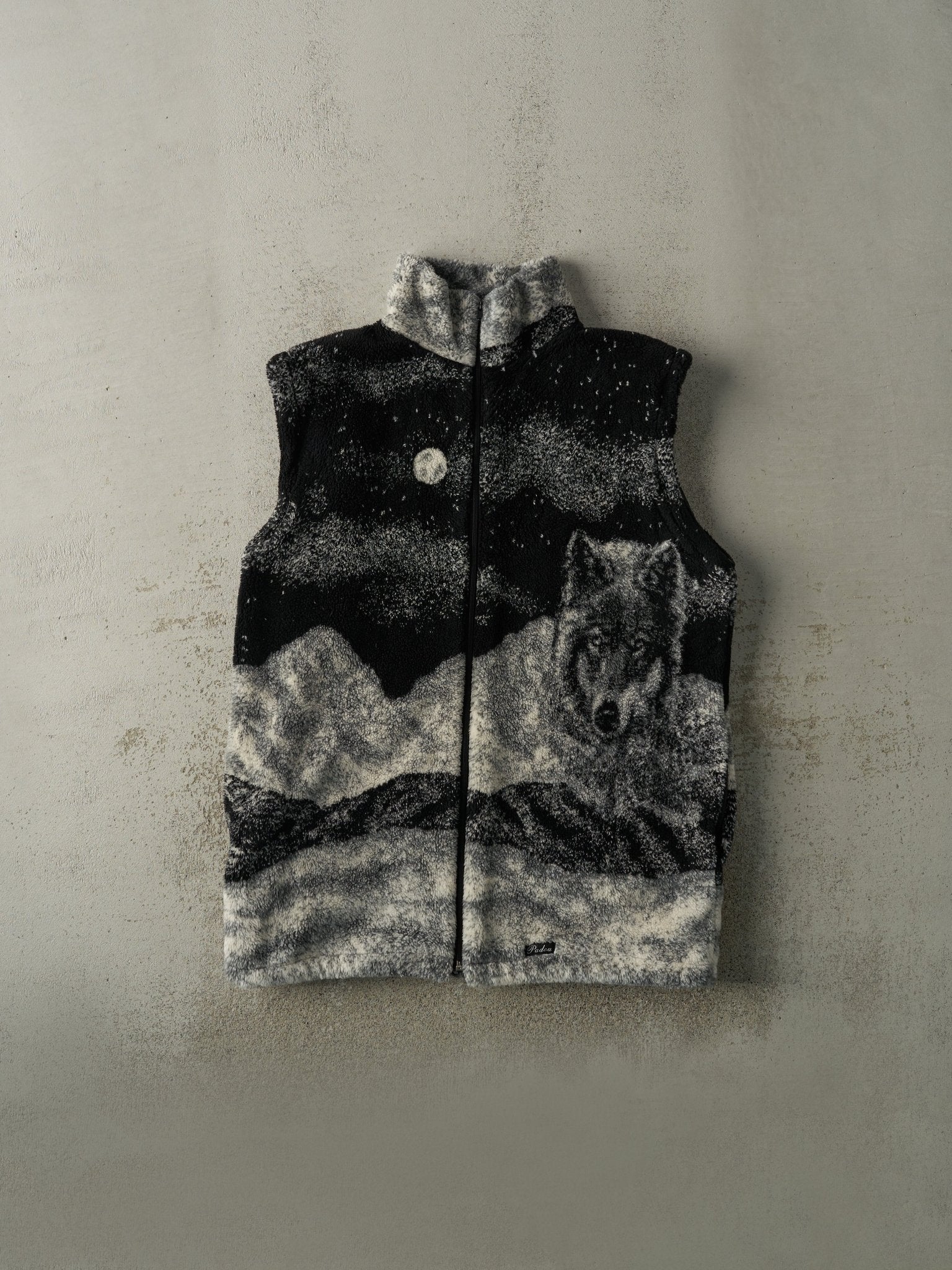 Vintage 90s Black & Grey Wolf Scene Sherpa Fleece Jacket (XL) - Image 3