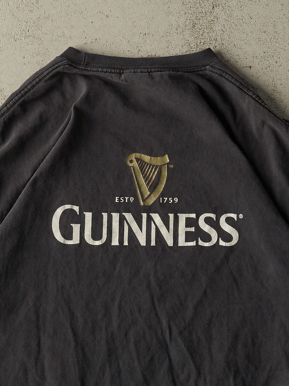 Vintage Y2K Black Guiness Tee (L/XL) - Image 4