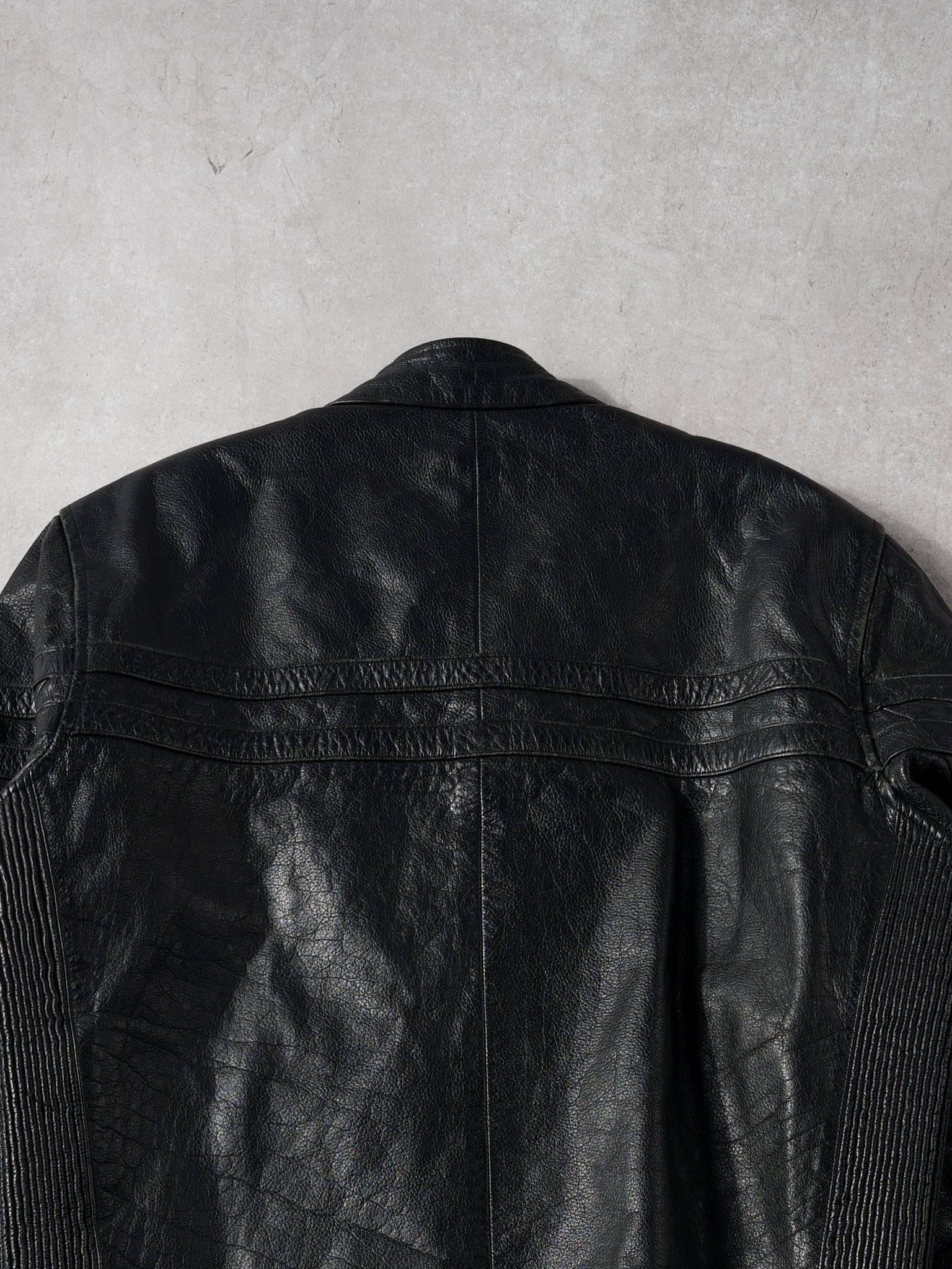 Vintage 90s Black Leather Biker Jacket (M) - Image 4