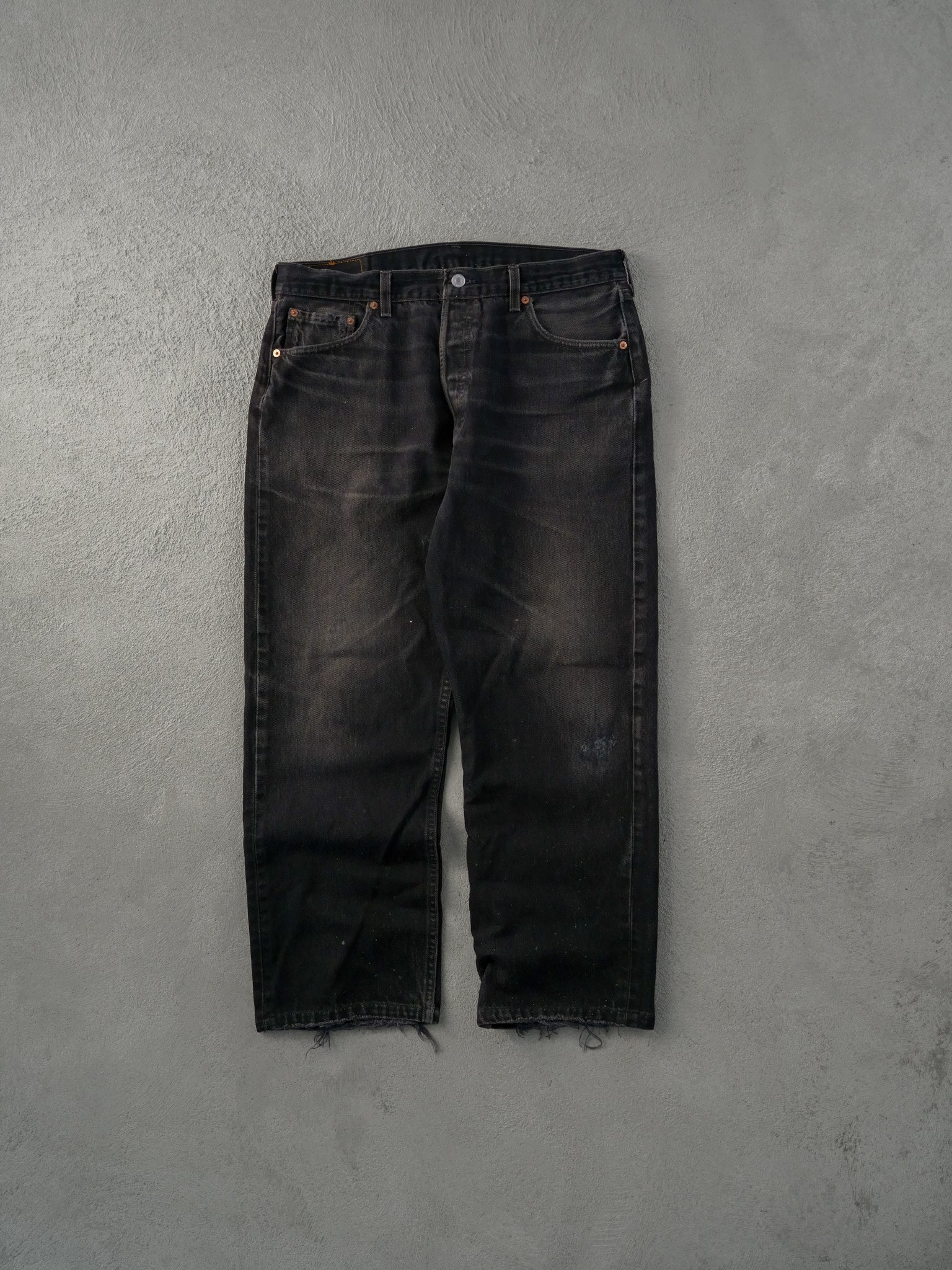 Vintage 90s Black Levi's 501 Denim Pants (36x28) - Image 2