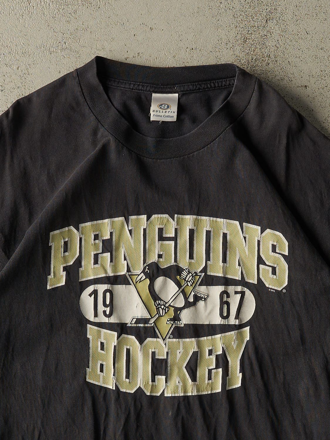 Vintage Y2K Black Pittsburgh Penguins Tee (L/XL) - Image 2
