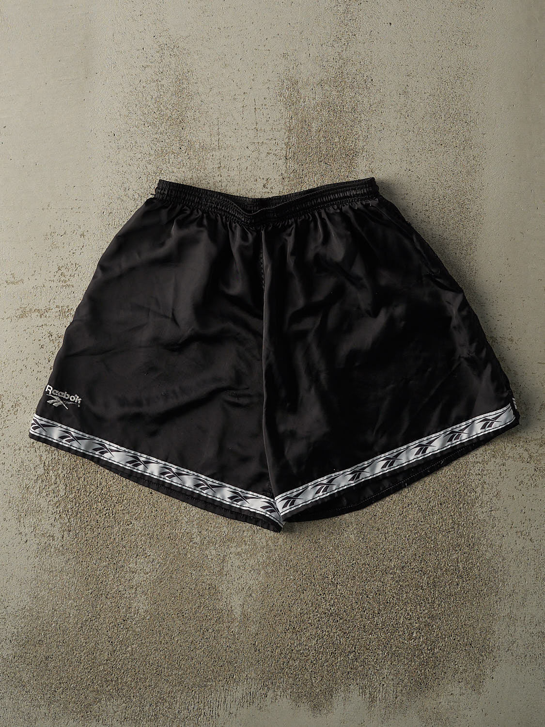 Vintage 90s Black Reebok Track Shorts (28x7)