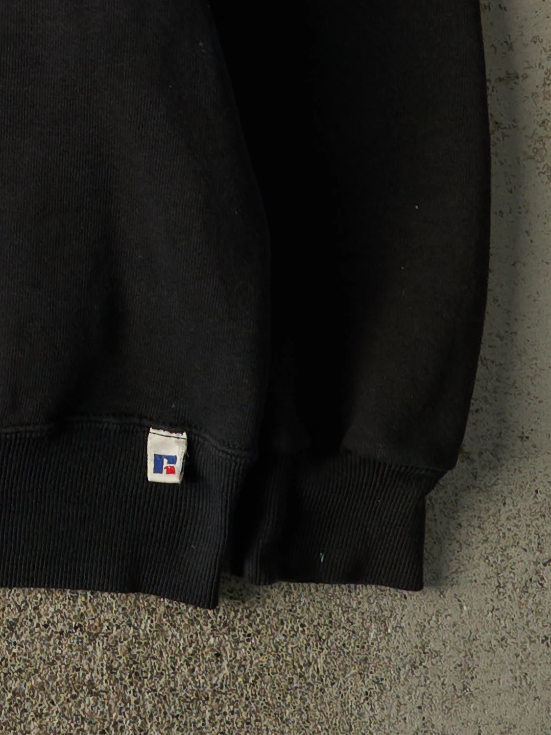 Vintage 90s Black Russell Athletic Blank Crewneck (M) - Image 4