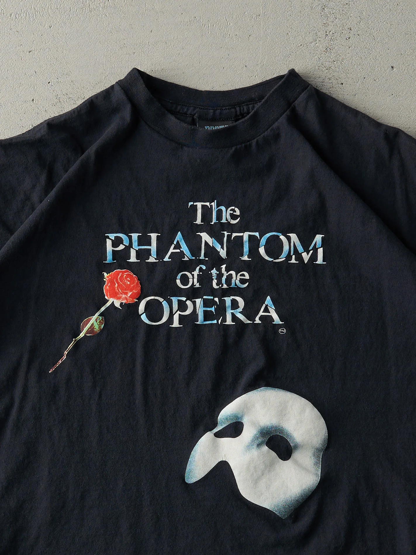 Vintage 90s Black The Phantom of the Opera Single Stitch Boxy Tee (M) - Image 2