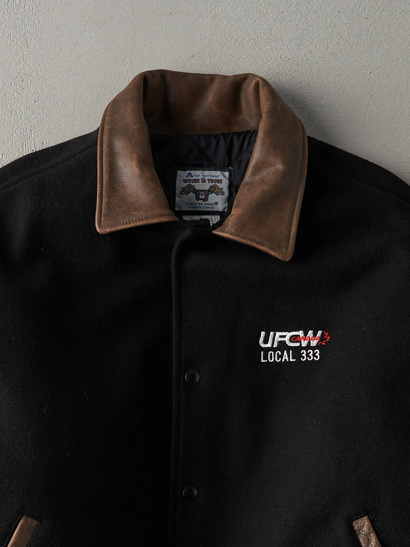 Vintage 90s Black UFCW Union Wool and Leather Varsity Jacket (M) - Image 2