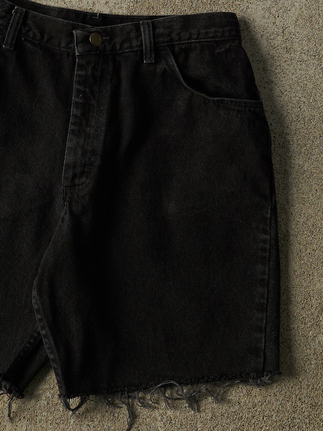 Vintage 90s Black Wrangler Cut Off Jean Shorts (29x8.5) - Image 4