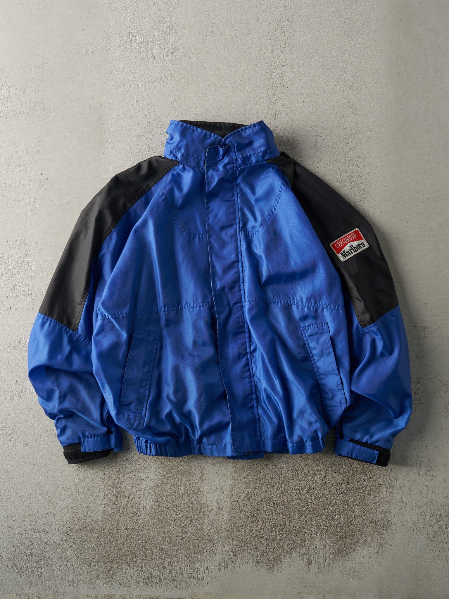 Vintage 90s Blue & Black Marlboro Windbreaker Jacket (L)