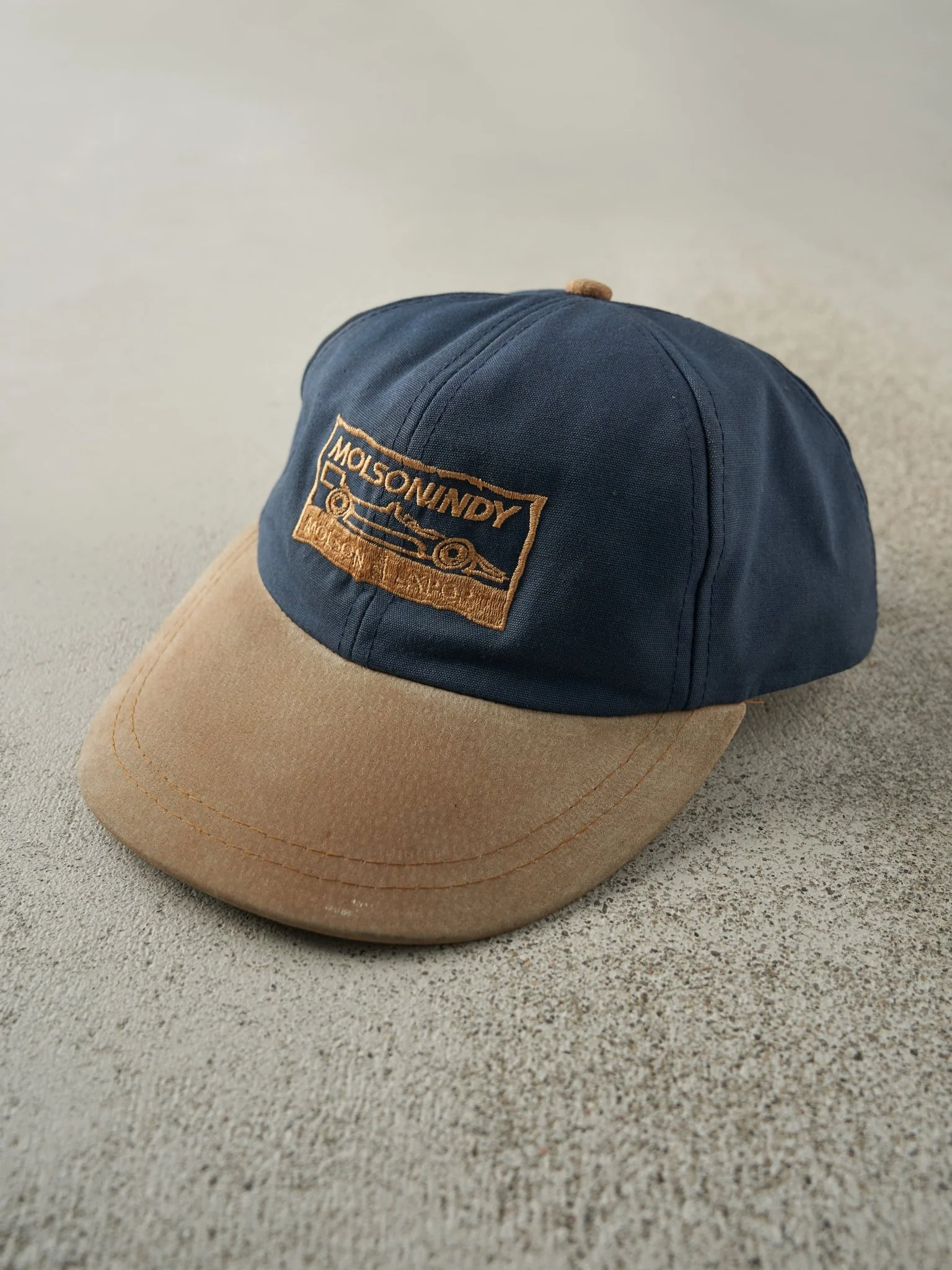 Vintage 90s Blue & Tan Molson Indy Two Tone Leather Strapback Hat - Image 2