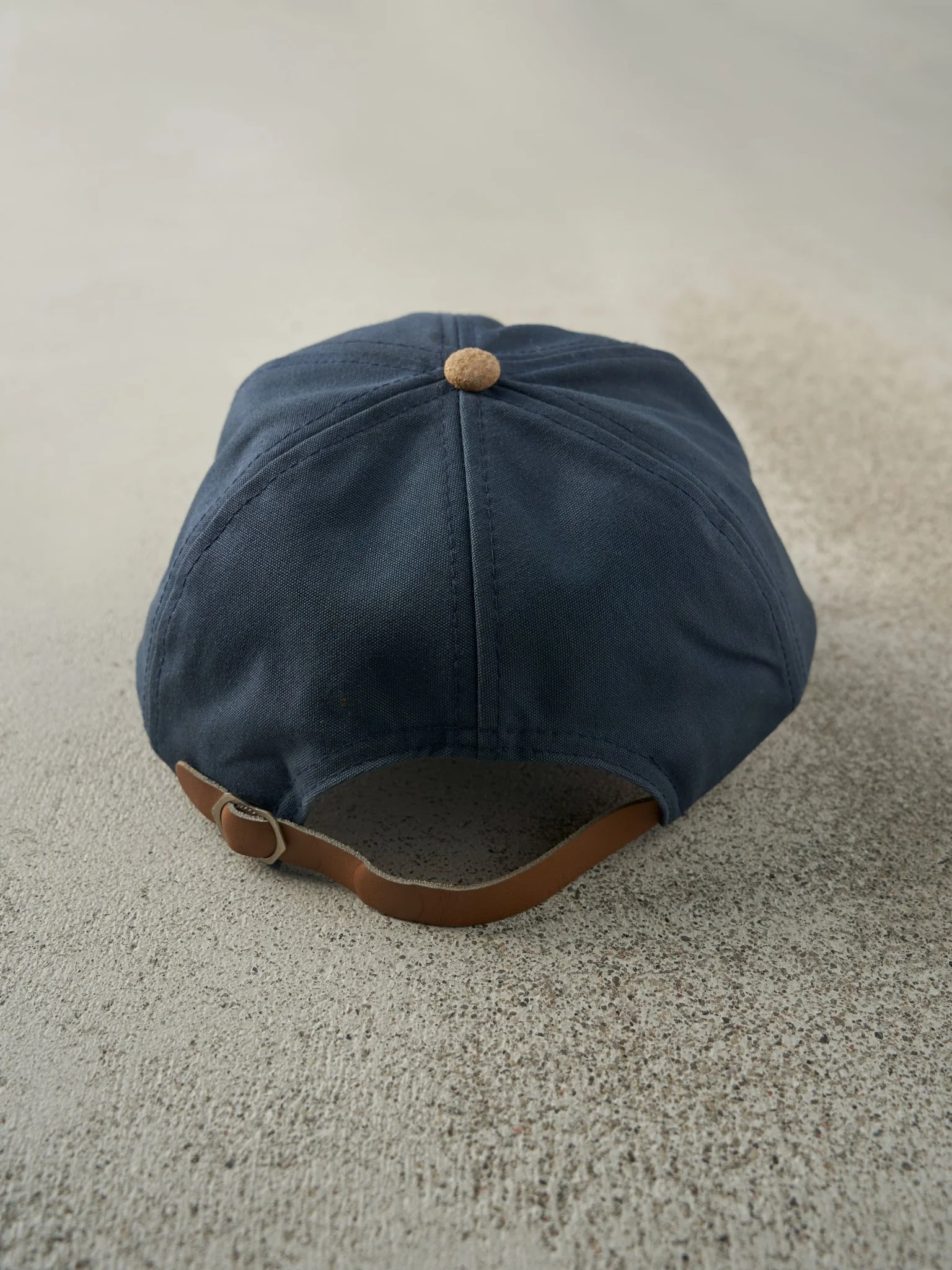 Vintage 90s Blue & Tan Molson Indy Two Tone Leather Strapback Hat - Image 3