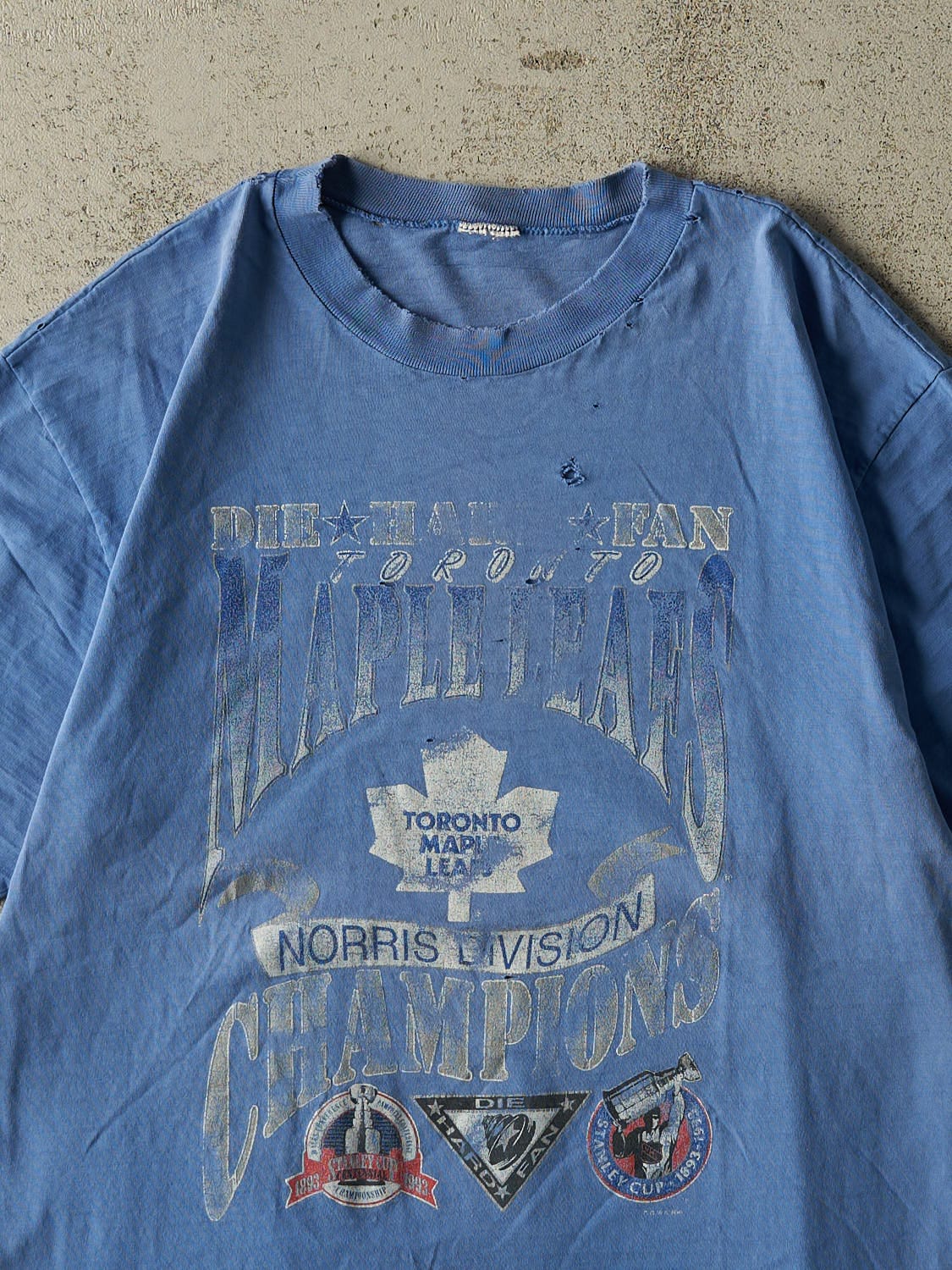 Vintage 90s Blue Toronto Maple Leafs Single Stitch Tee (L) - Image 2
