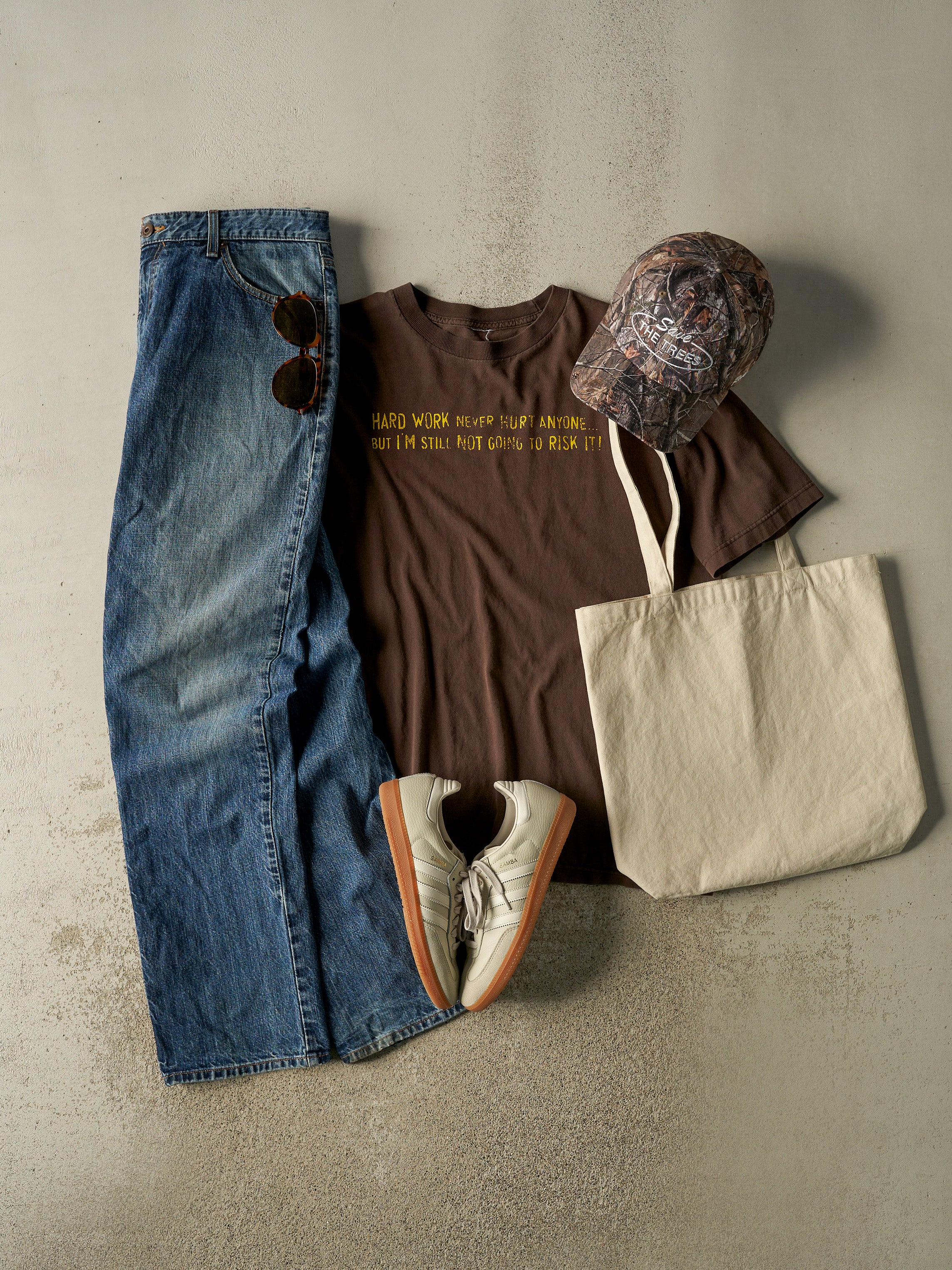 Vintage 90s Brown "Hard Work Never Hurt Anyone" Tee (L/XL) - Image 2