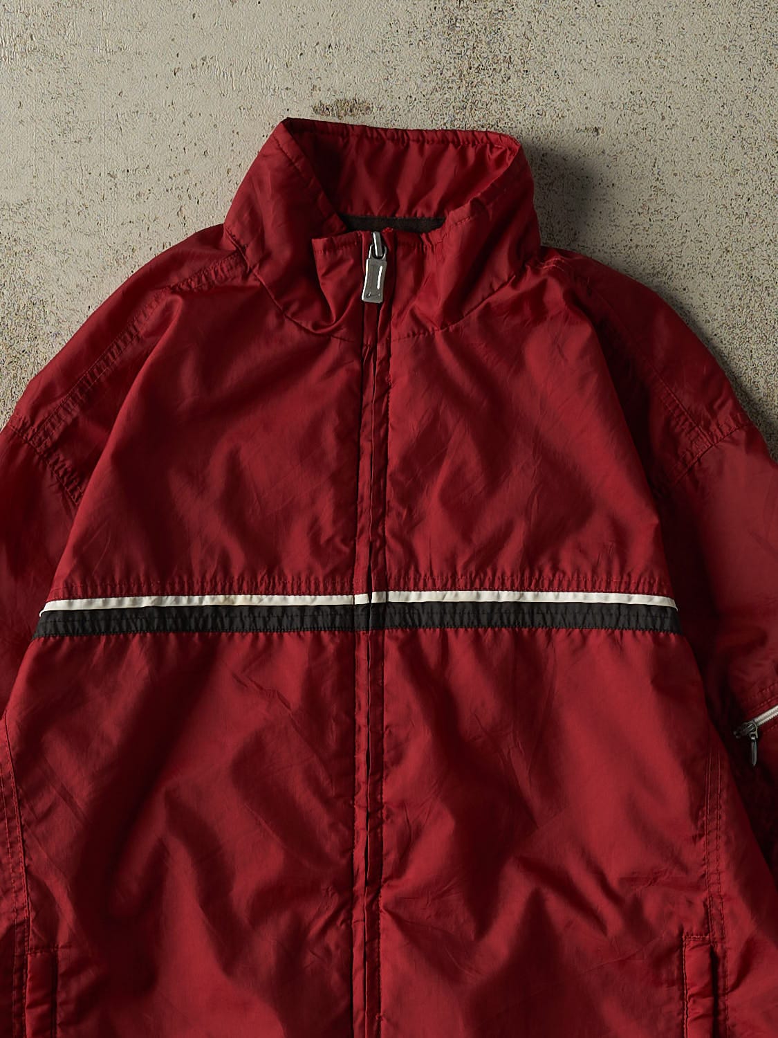 Vintage 90s Burgundy Nike Windbreaker Jacket (XS/S) - Image 2
