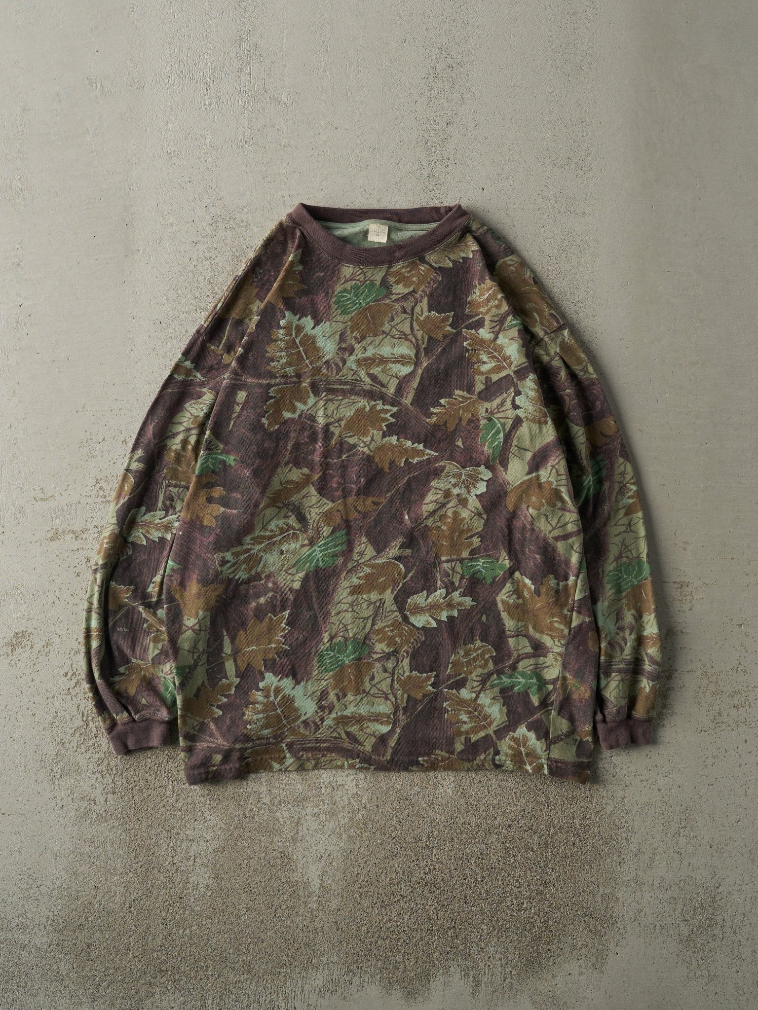 Vintage 90s Camo Long Sleeve (L)