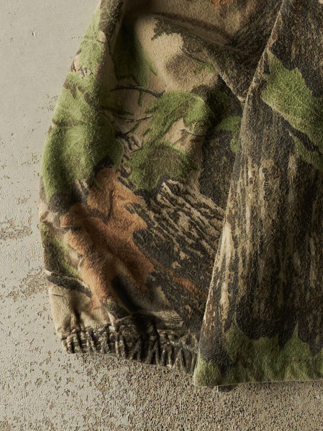 Vintage 90s Camo Realtree x Deer Skin Quarter Zip Pullover (L/XL) - Image 3