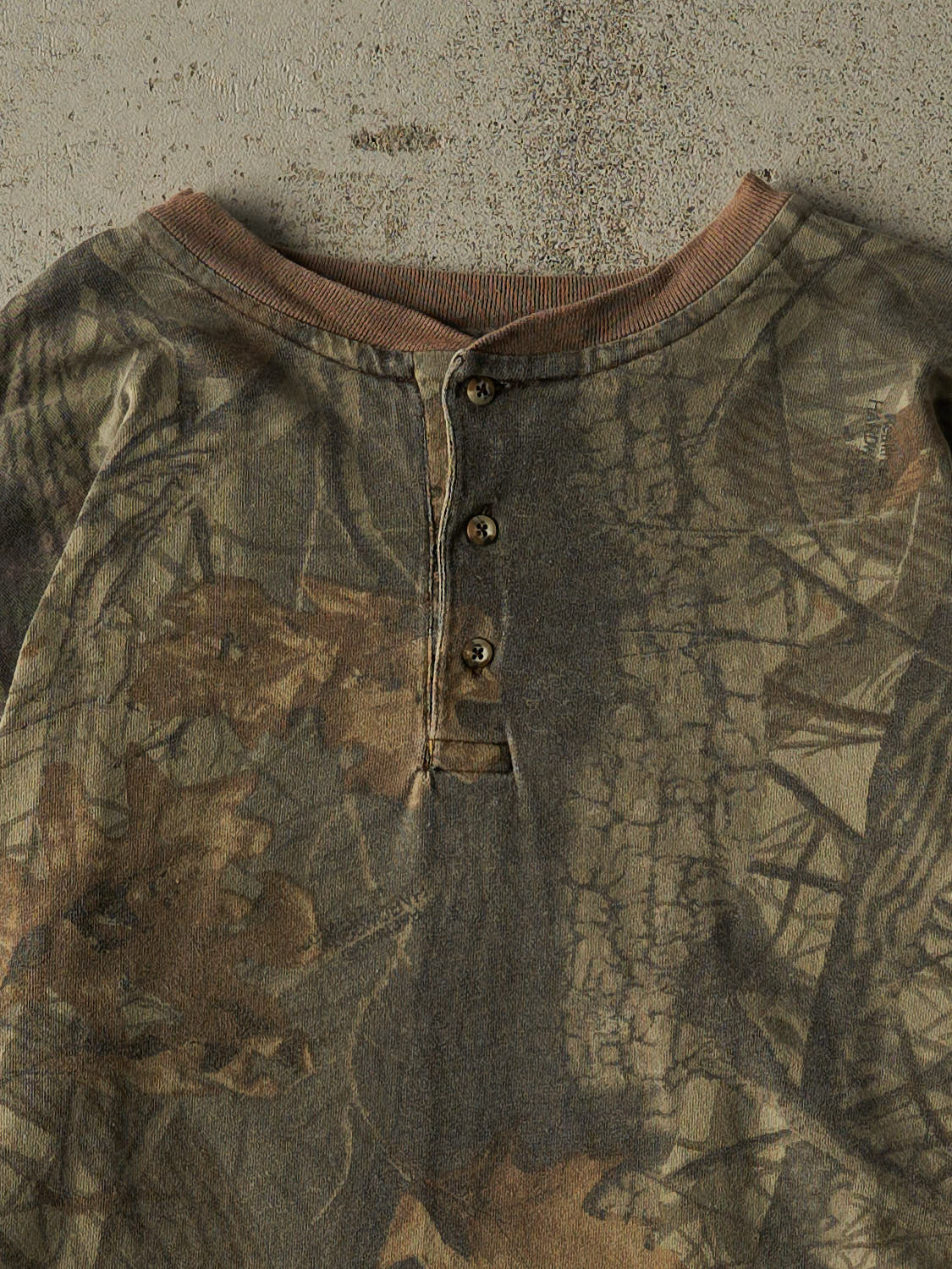 Vintage 90s Camo Realtree x Duxbak Quarter Button Long Sleeve (L) - Image 2