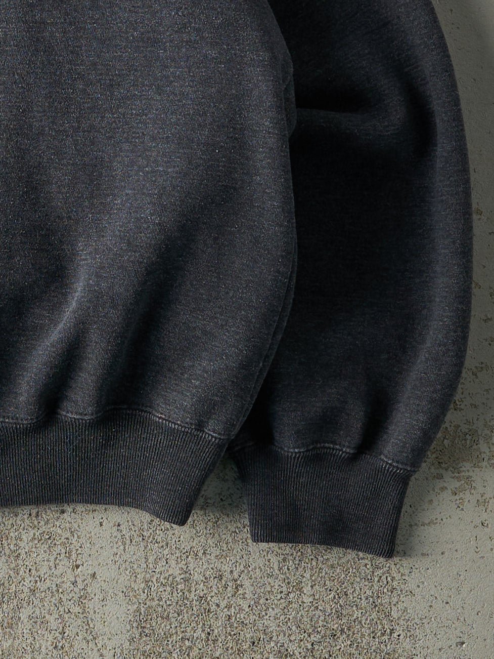 Vintage 90s Charcoal Grey Embroidered Boulder Ridge Boxy Crewneck (M/L) - Image 3