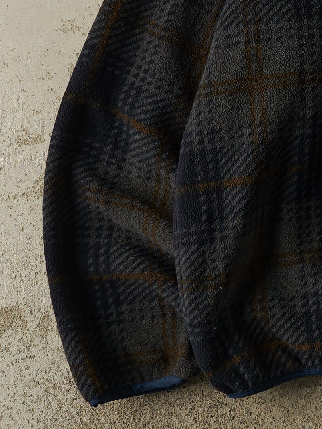 Vintage 90s Charcoal Grey Izod Tartan Quarter Zip Fleece (XL) - Image 3