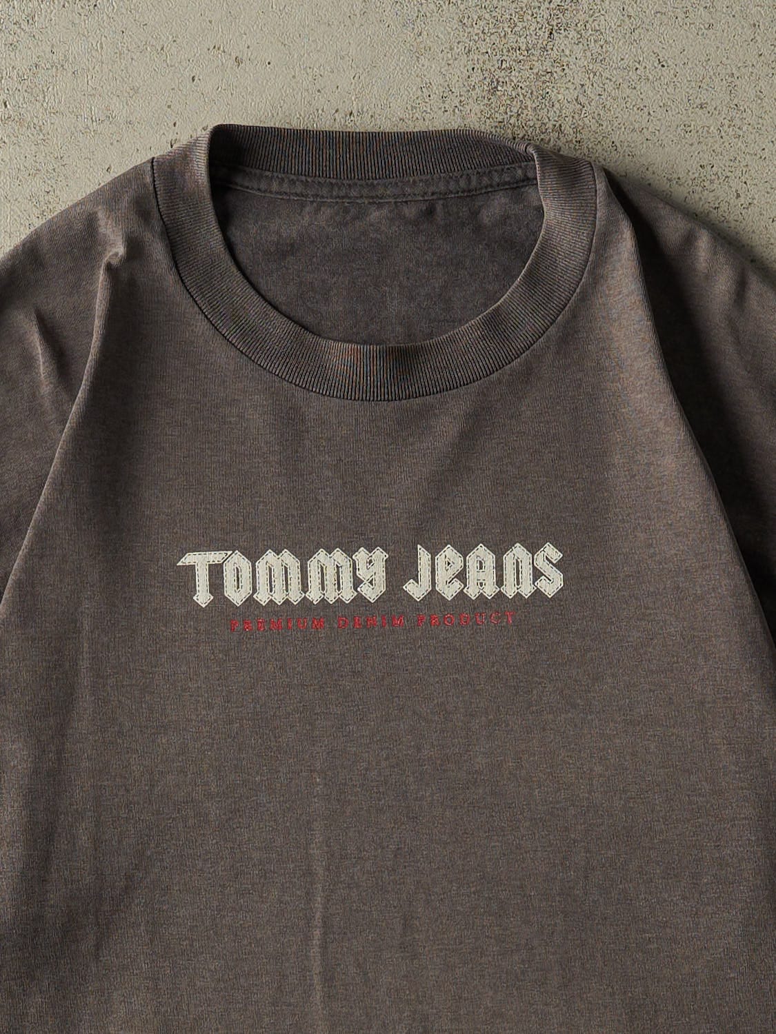 Vintage 90s Charcoal Grey Tommy Jeans Tee (L/XL) - Image 2