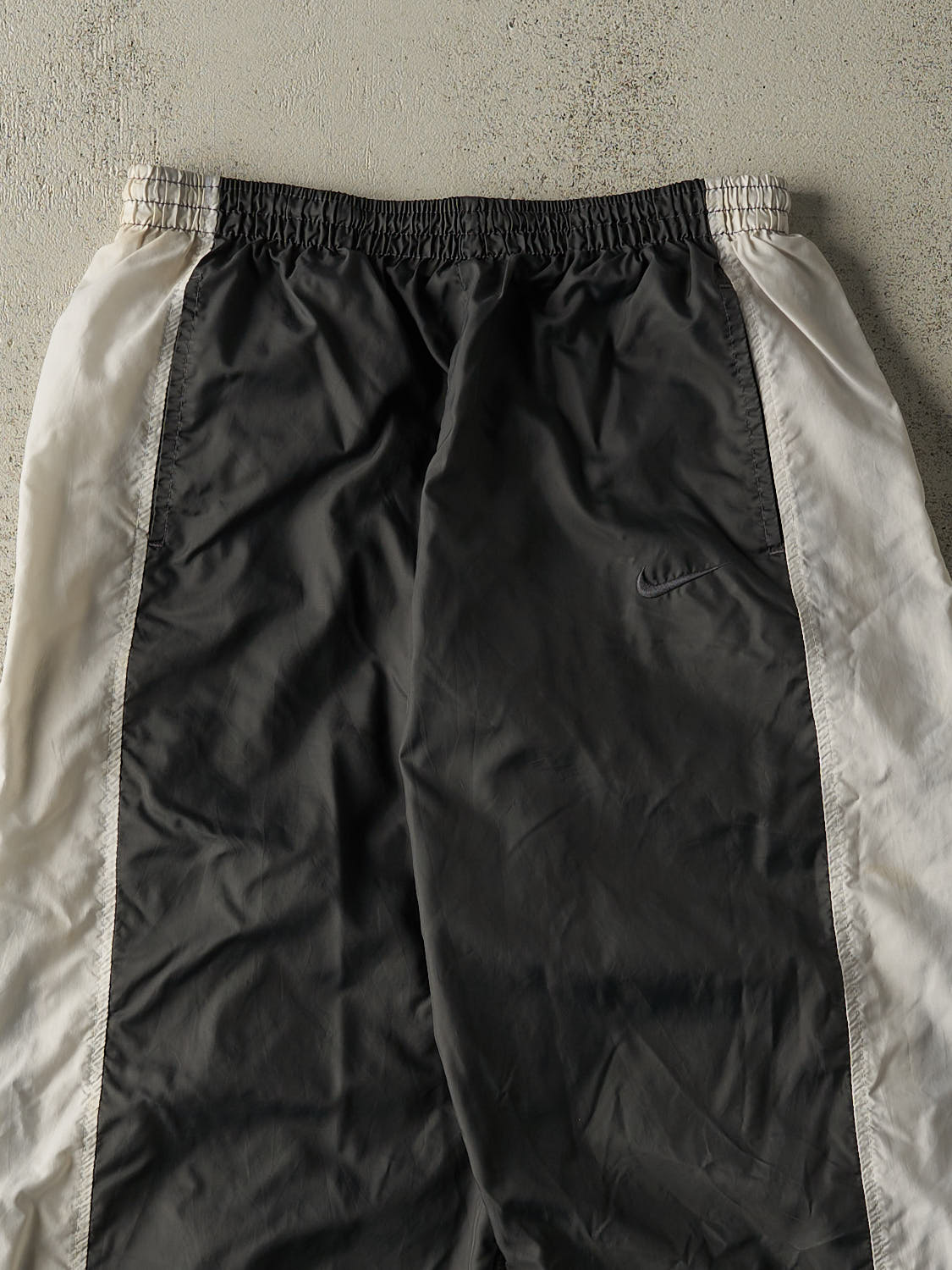 Vintage 90s Charcoal Grey & White Nike Embroidered Track Pants (26x27) - Image 3