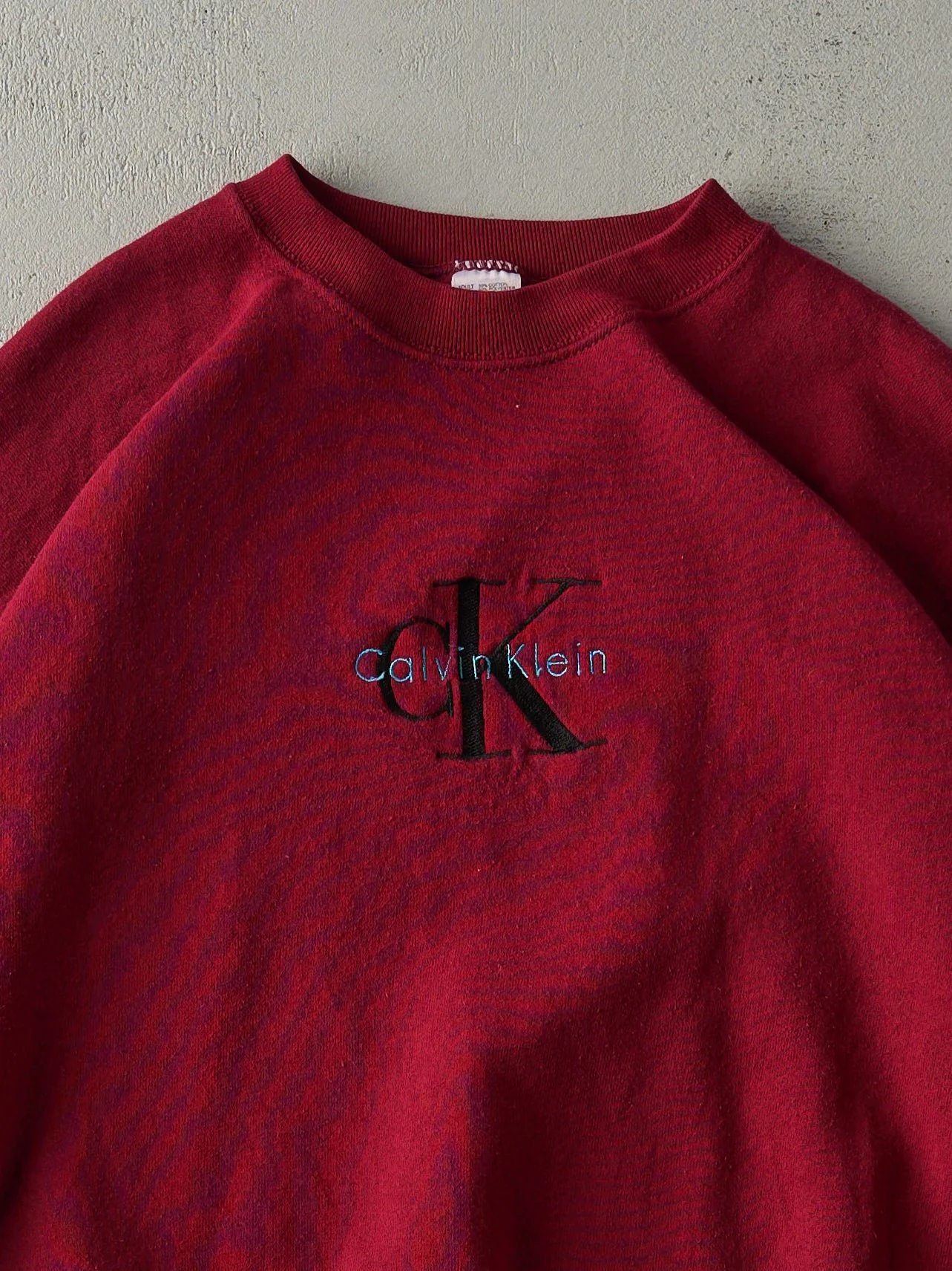 Vintage 90s Cranberry Red Calvin Klein Embroidered Boxy Crewneck (L) - Image 2