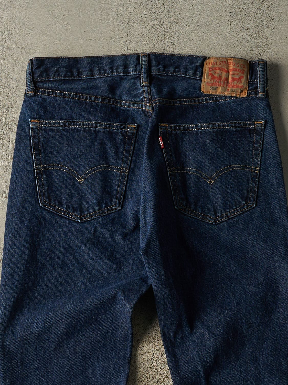 Vintage Y2K Dark Wash Levi's 505 Jeans (32x29.5) - Image 5