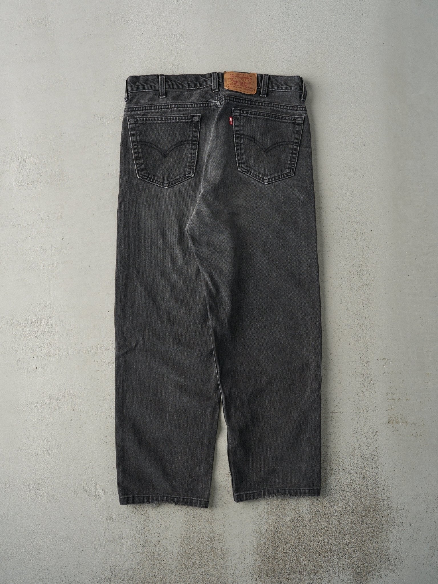 Vintage 90s Faded Black Levi's 550 Denim Pants (35x28) - Image 2