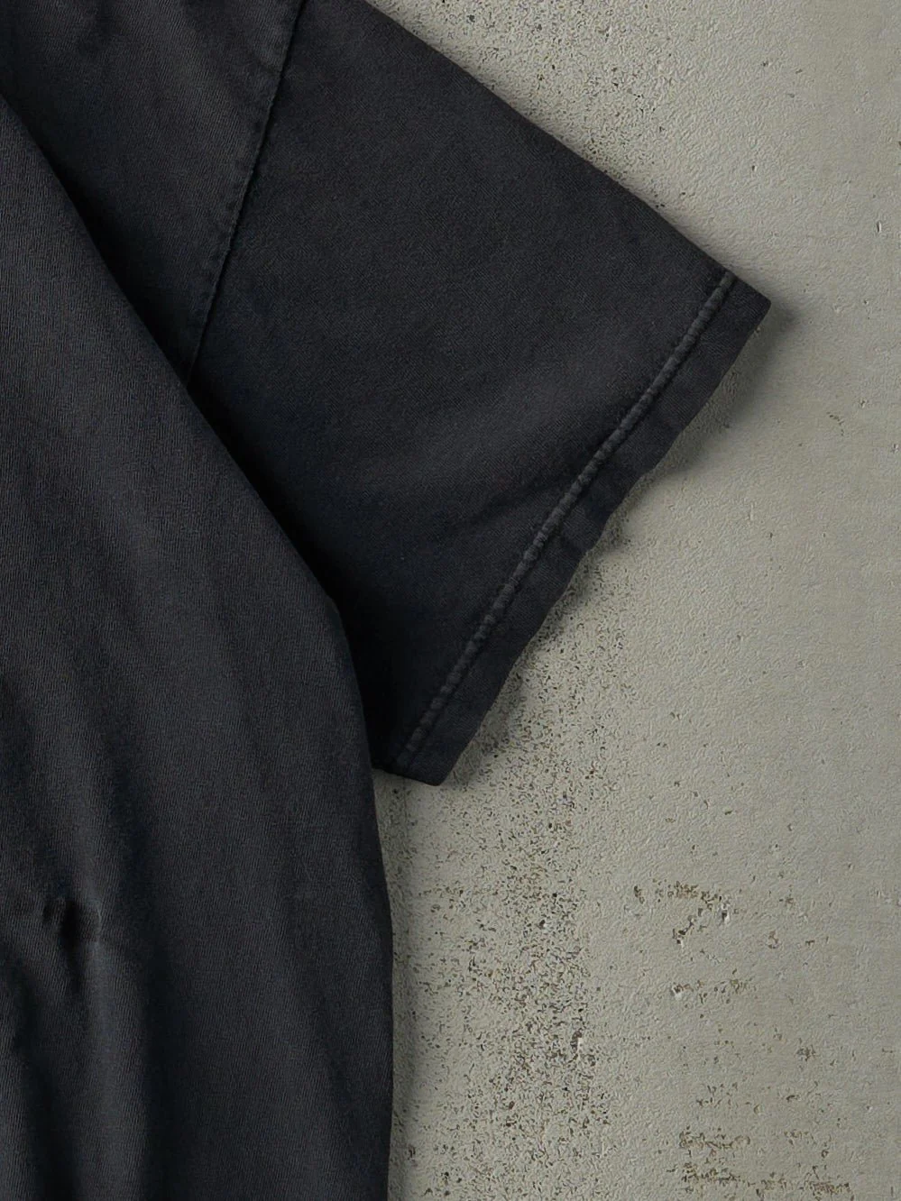 Vintage 90s Faded Black Oakley Tee (M) - Image 3